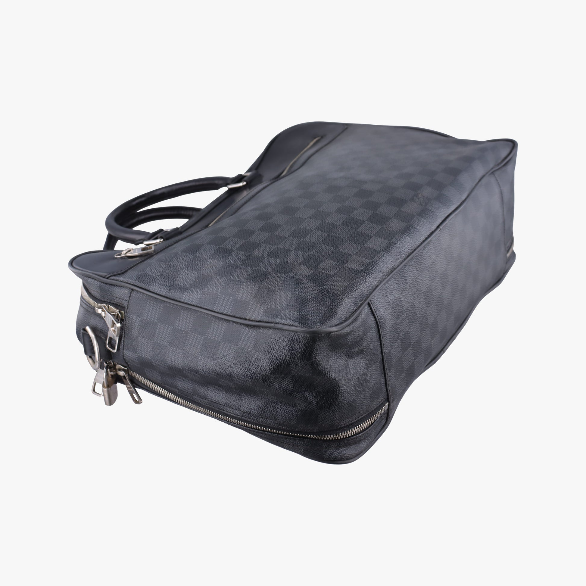 Overnight Black×Navy Damier Graphite N41004 FL0165オーバーナイト ブラック×ネイビー ダミエ グラフィット N41004 FL0165