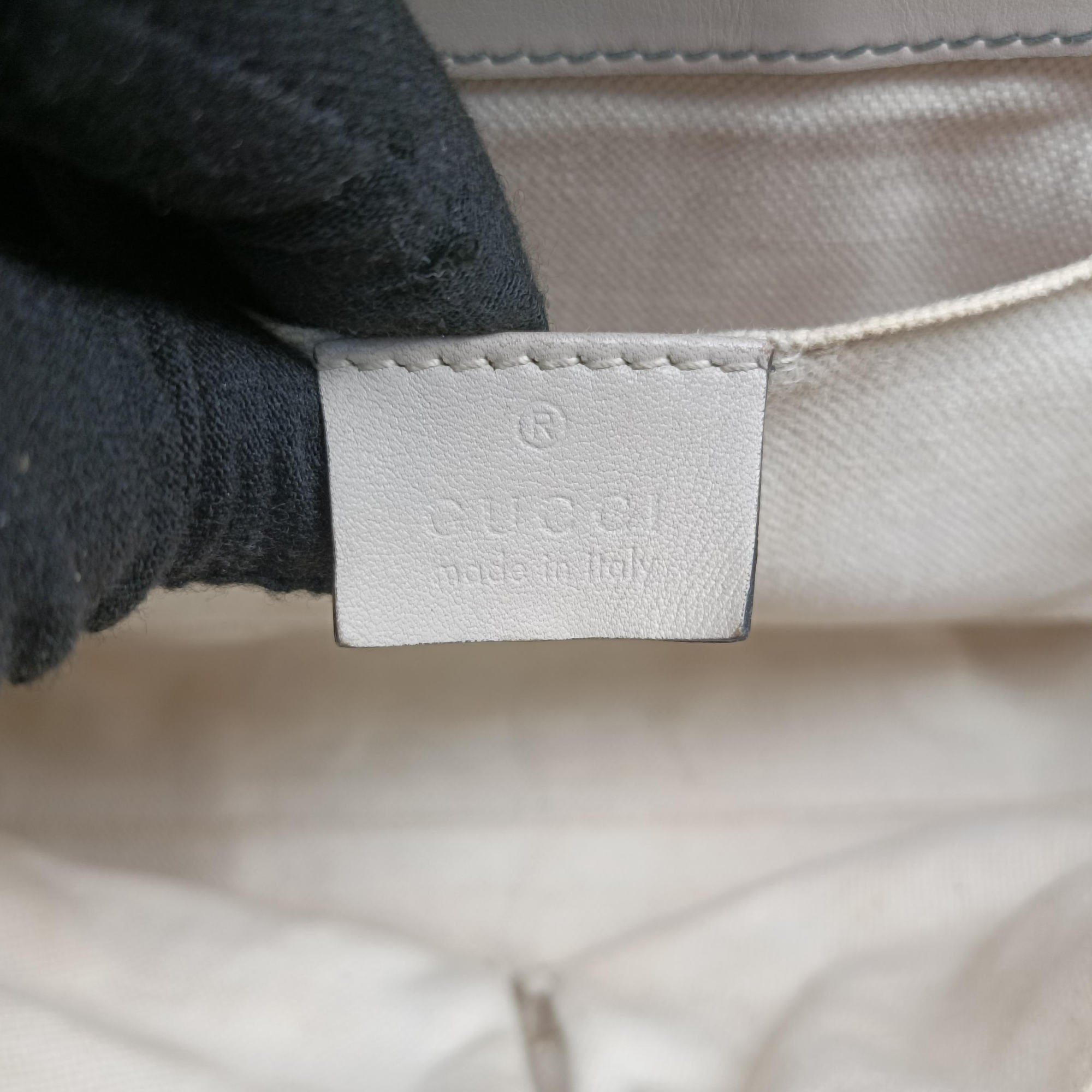 Emily White Leather 295402 C012739906エミリー ホワイト レザー 295402 C012739906