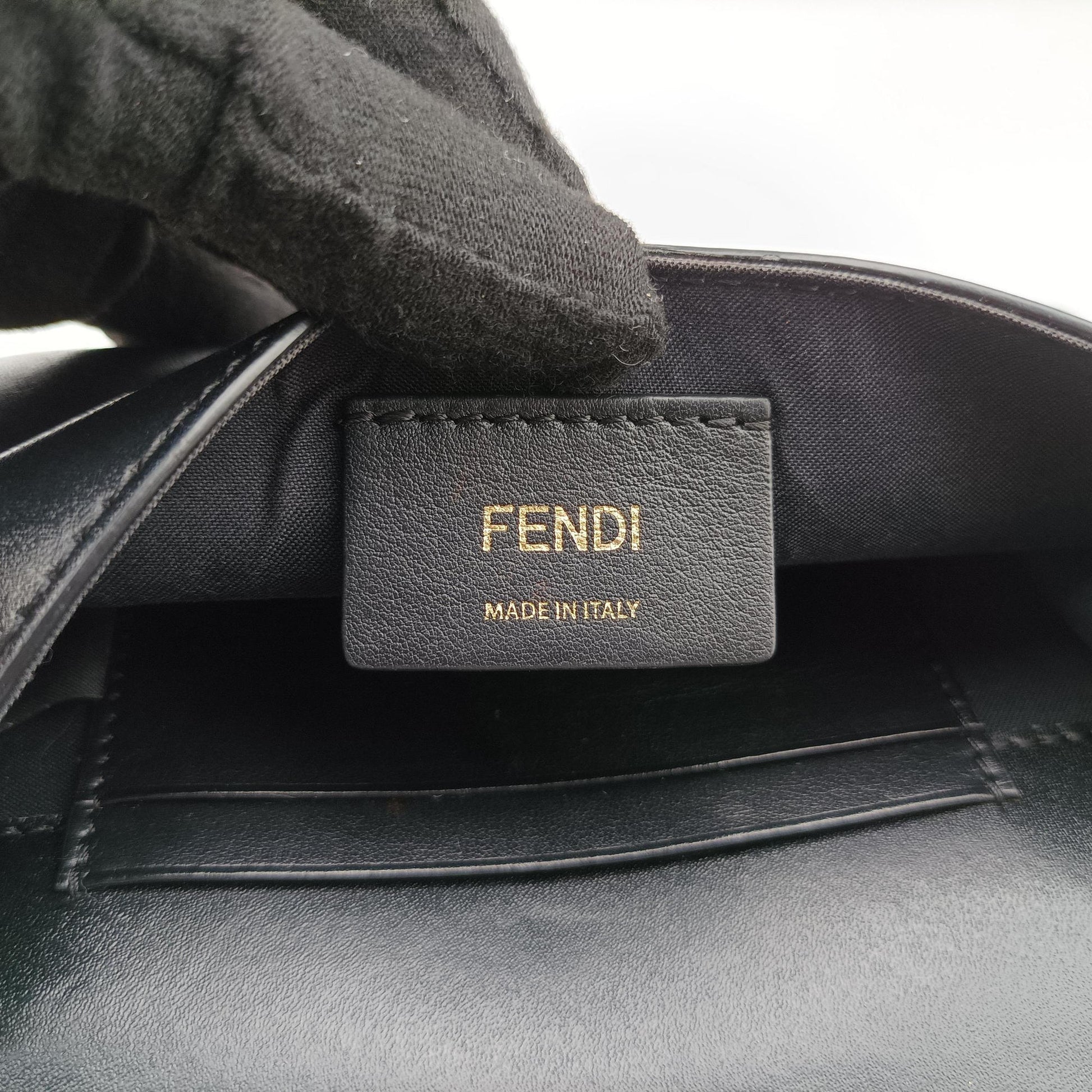 F is Black Leather 8BM005 8BM005 A0KK 189-8210エフ イズ ブラック レザー 8BM005 8BM005 A0KK 189-8210
