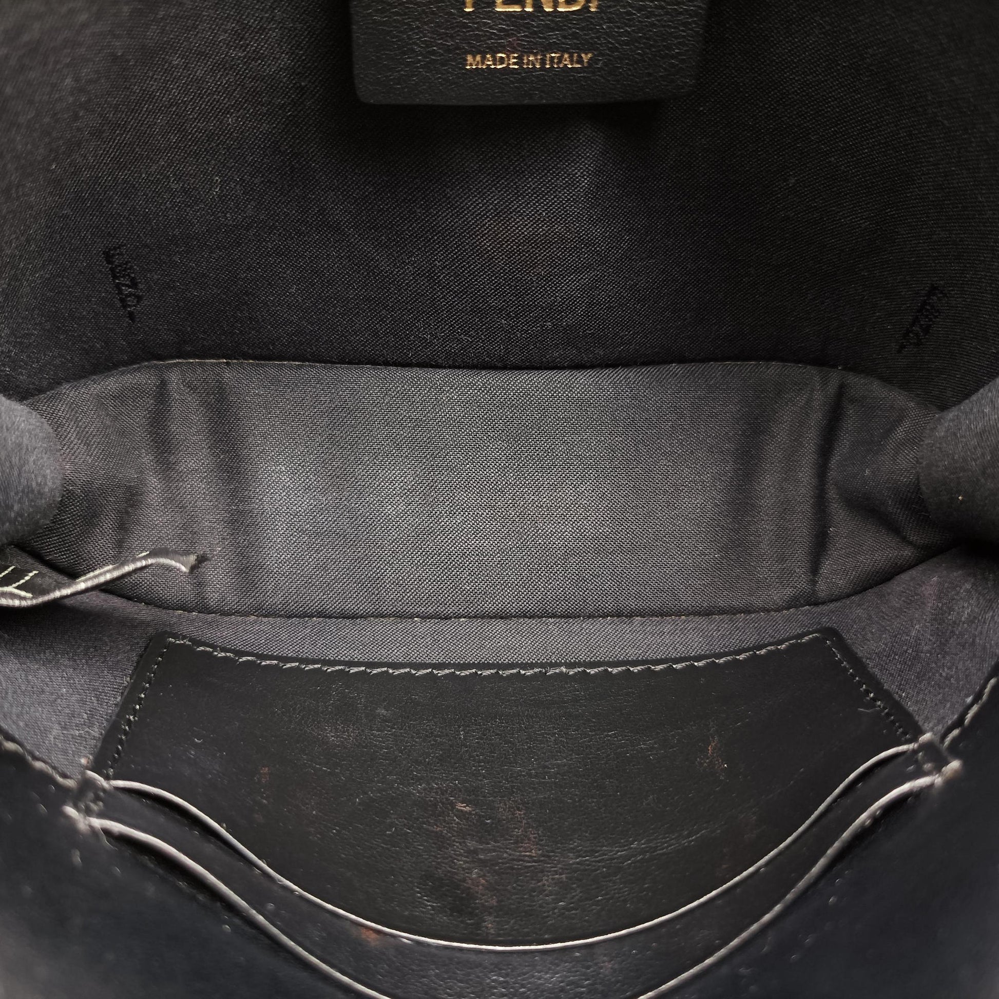 F is Black Leather 8BM005 8BM005 A0KK 189-8210エフ イズ ブラック レザー 8BM005 8BM005 A0KK 189-8210