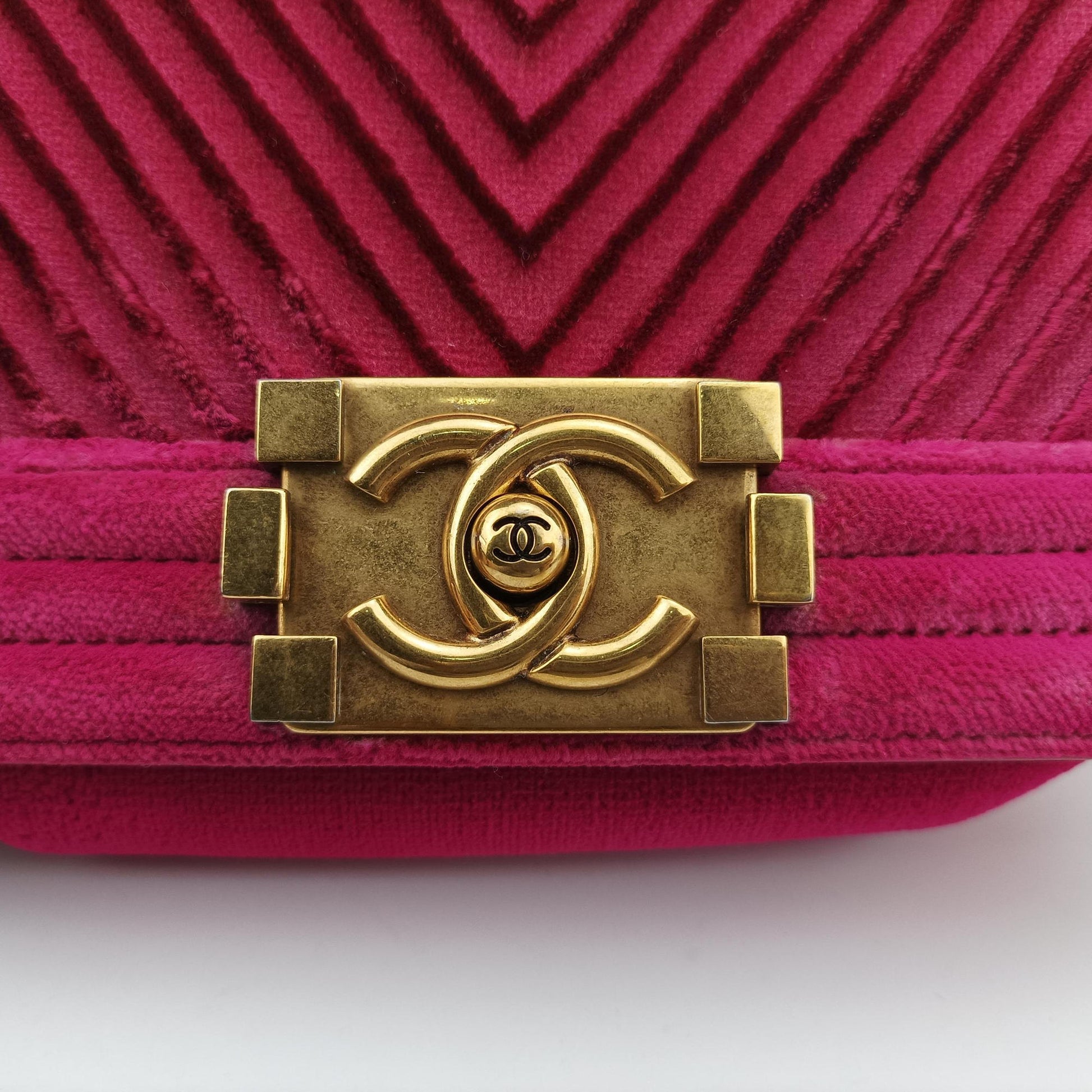 BOY CHANEL Pink velour A67085 24512994ボーイシャネル ピンク ベロア A67085 24512994
