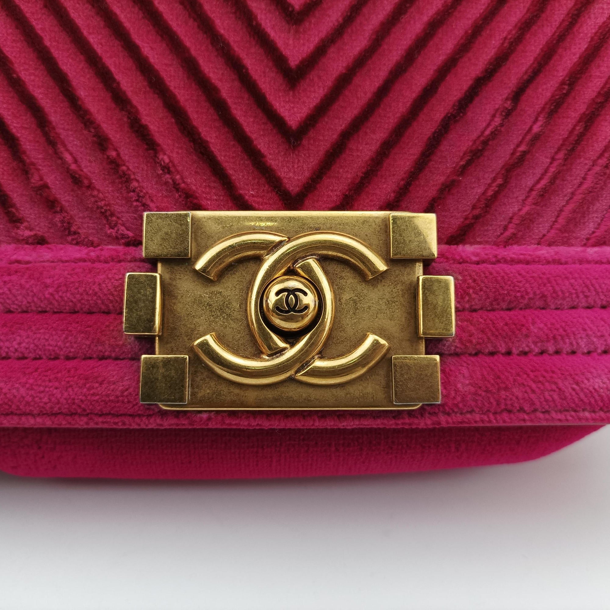 BOY CHANEL Pink velour A67085 24512994ボーイシャネル ピンク ベロア A67085 24512994
