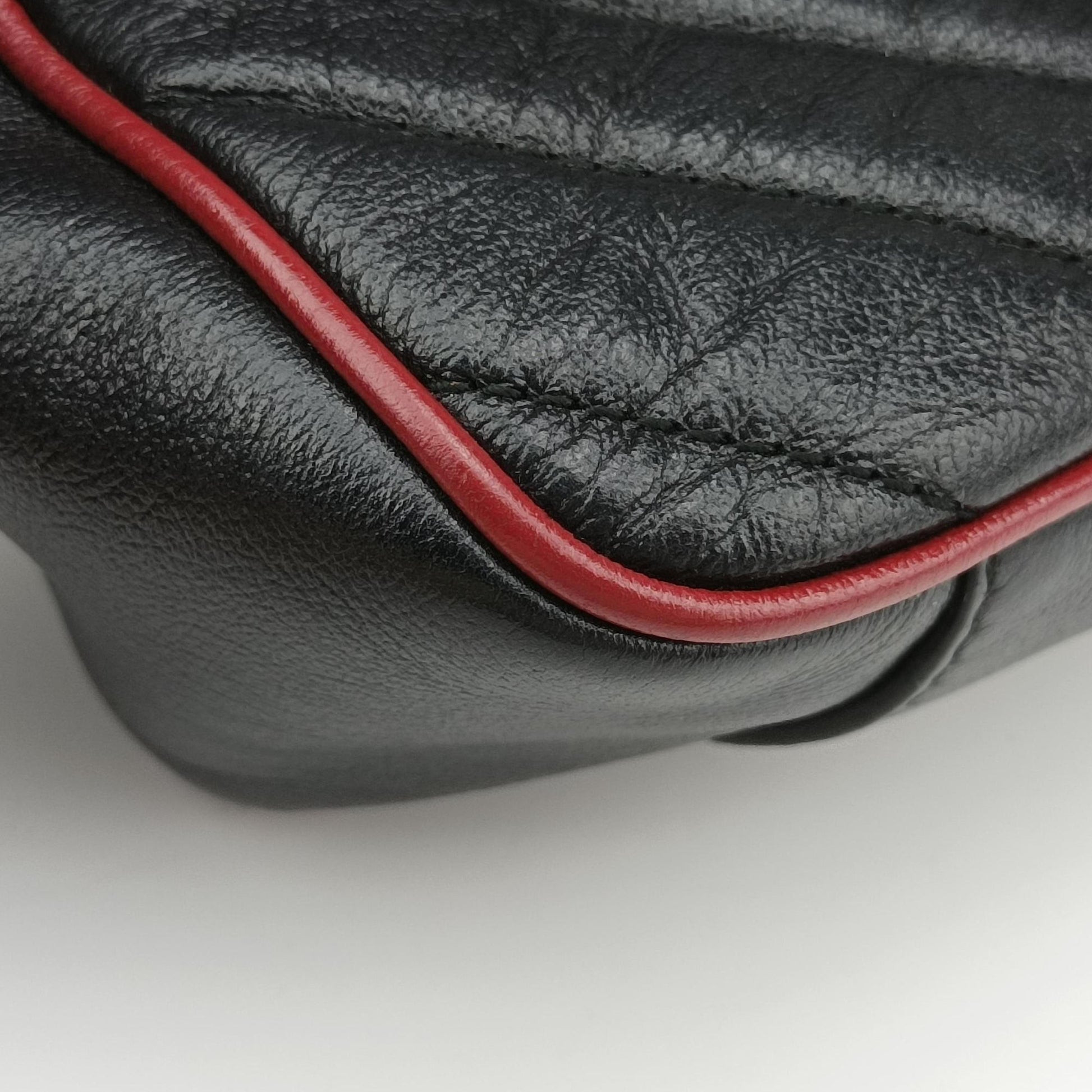 GG Marmont Black×red Leather 443497 B028920569GGマーモント ブラック×レッド レザー 443497 B028920569