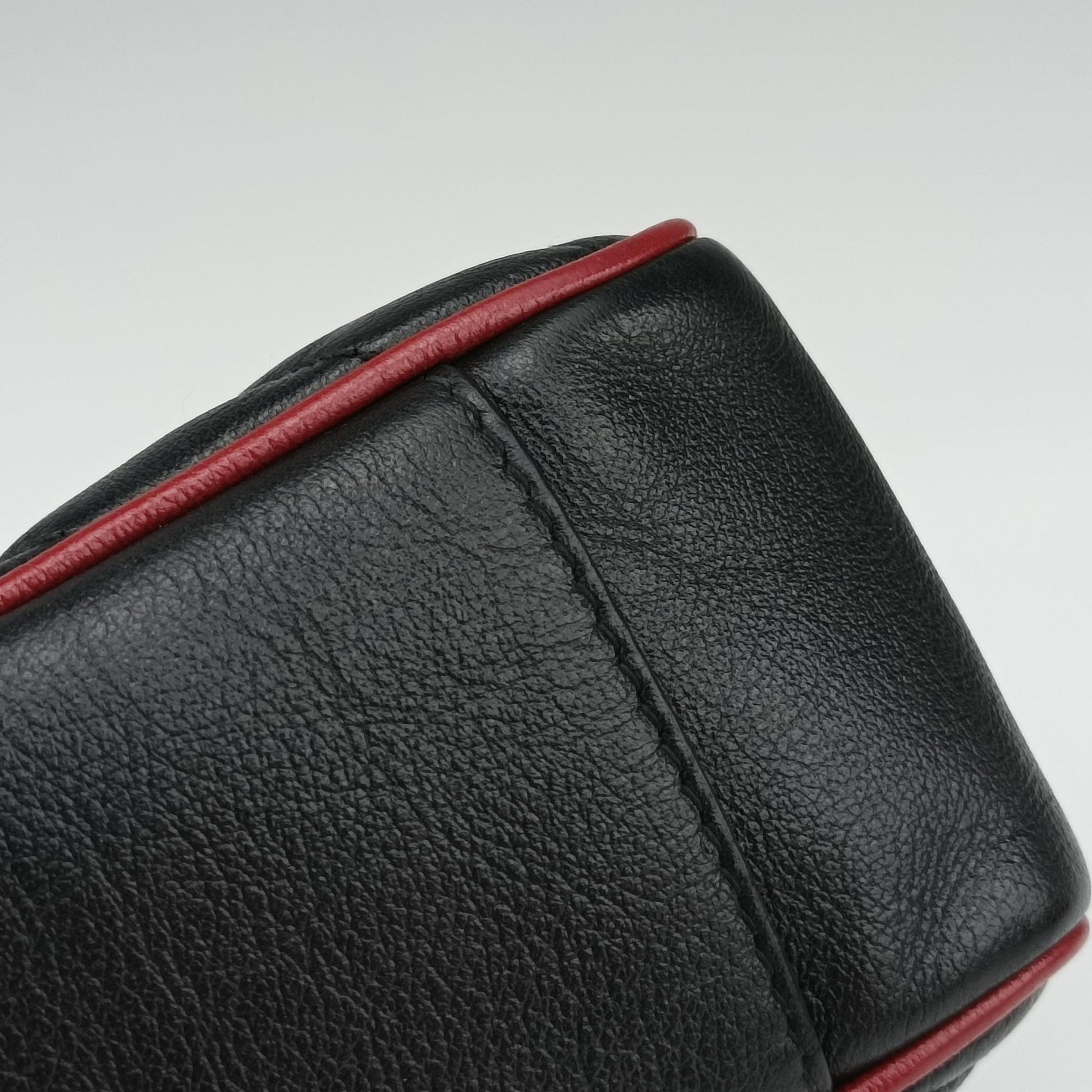 GG Marmont Black×red Leather 443497 B028920569GGマーモント ブラック×レッド レザー 443497 B028920569