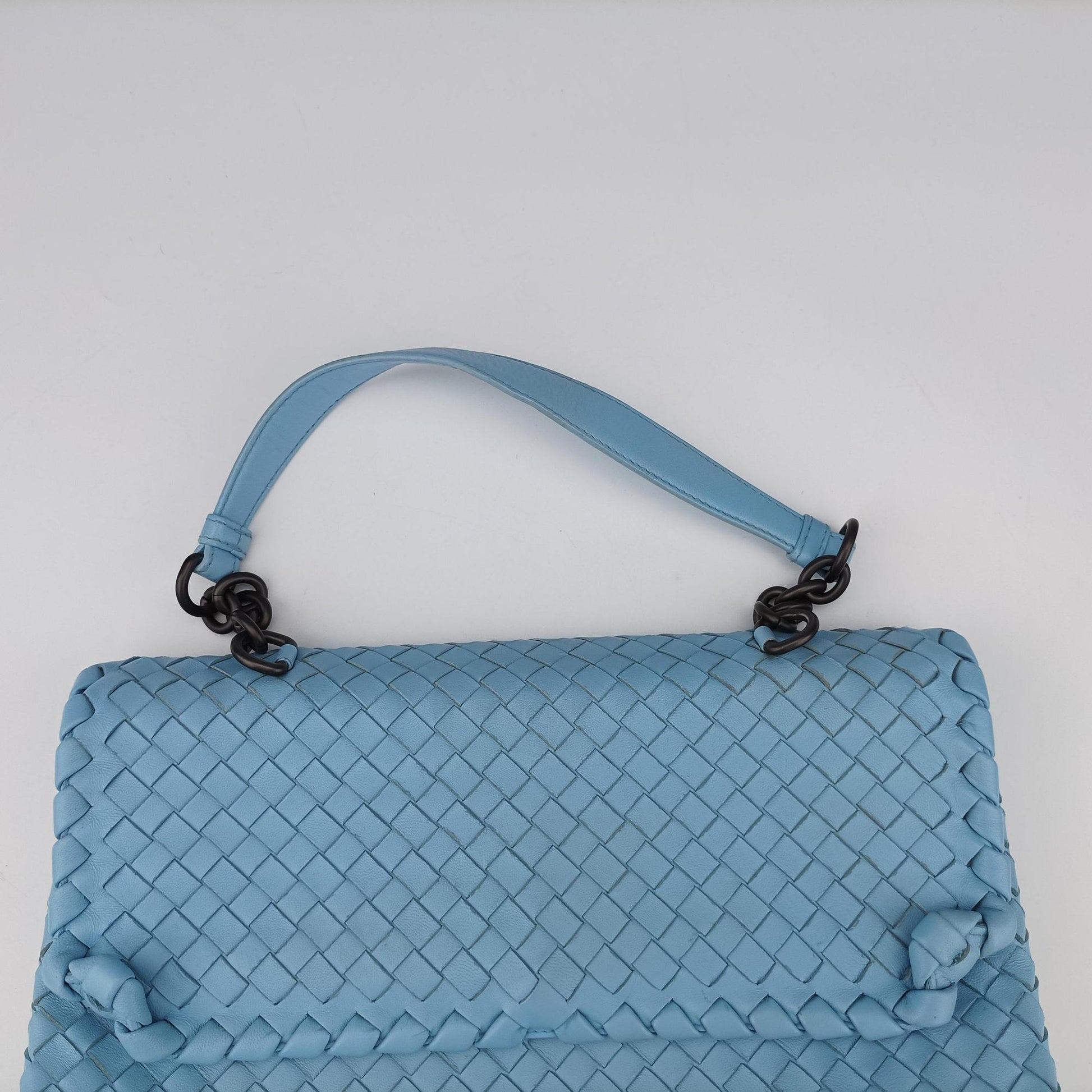 Intrecciato Olimpia Blue lambskin B03387877Bイントレチャート オリンピア ブルー ラムスキン B03387877B