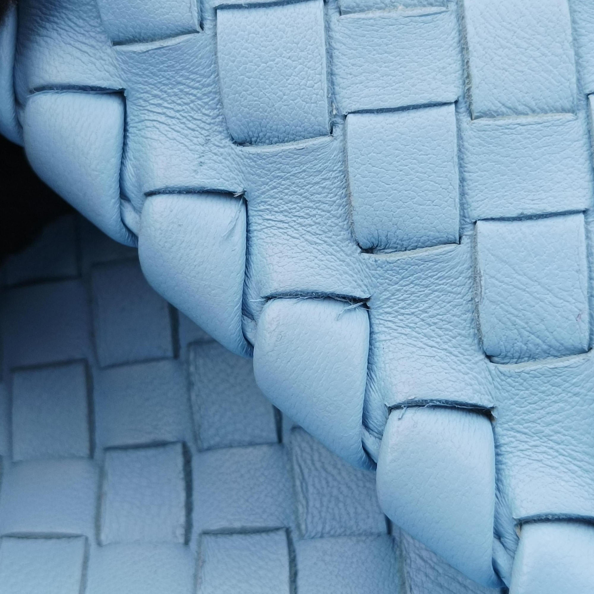 Intrecciato Olimpia Blue lambskin B03387877Bイントレチャート オリンピア ブルー ラムスキン B03387877B