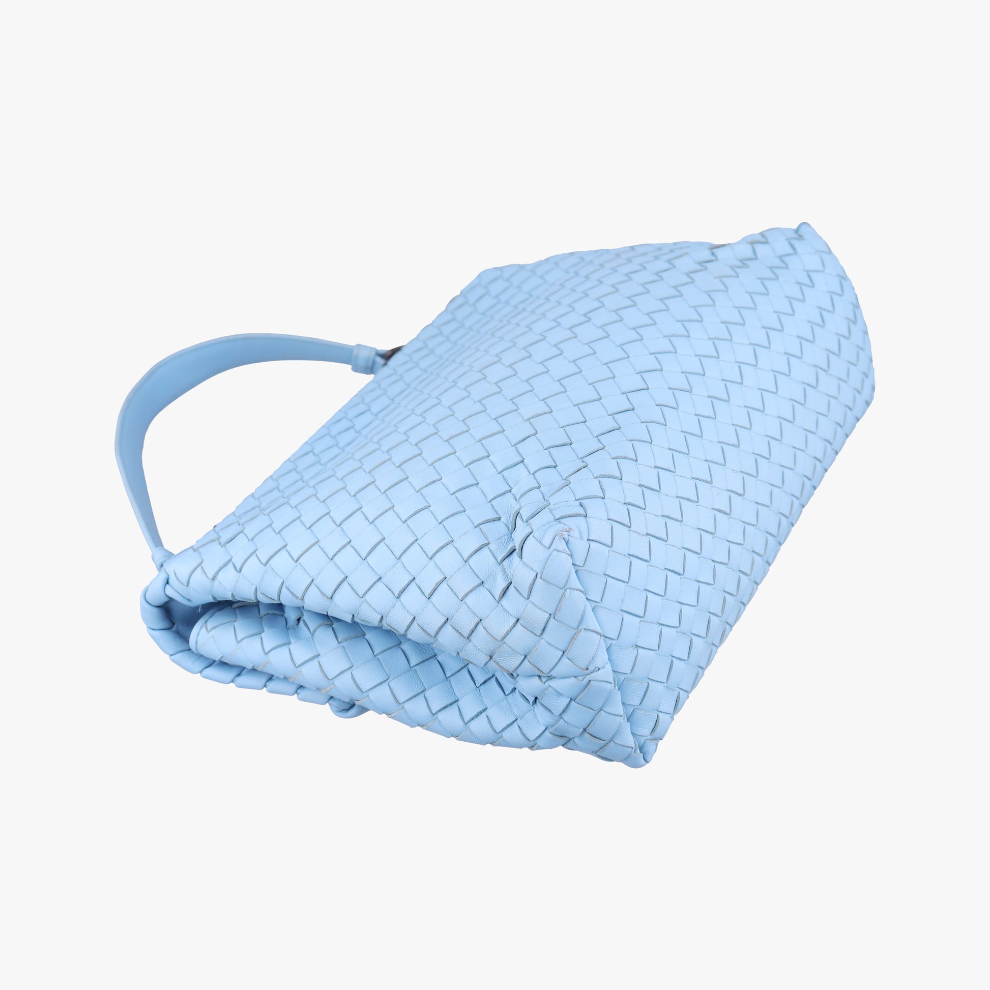 Intrecciato Olimpia Blue lambskin B03387877Bイントレチャート オリンピア ブルー ラムスキン B03387877B