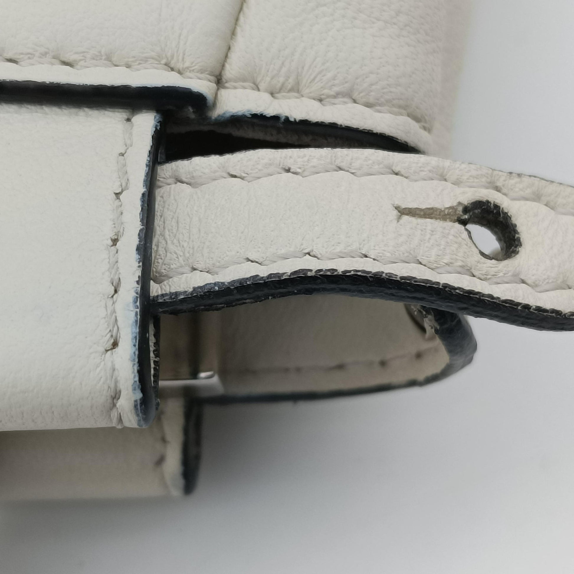Micro Peekaboo White Leather 8M0355 8M0355-K47-150-0501マイクロピーカブー ホワイト レザー 8M0355 8M0355-K47-150-0501