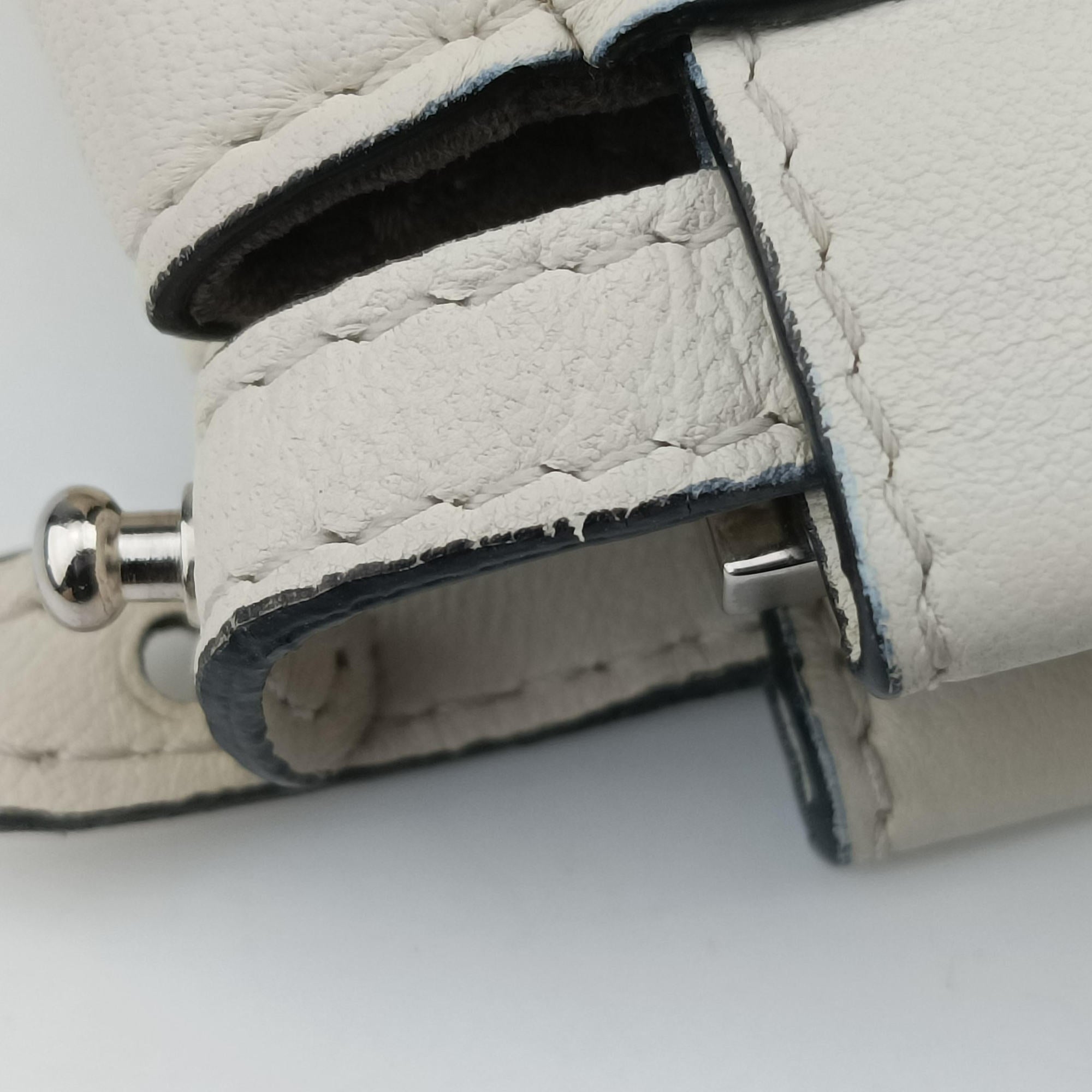Micro Peekaboo White Leather 8M0355 8M0355-K47-150-0501マイクロピーカブー ホワイト レザー 8M0355 8M0355-K47-150-0501