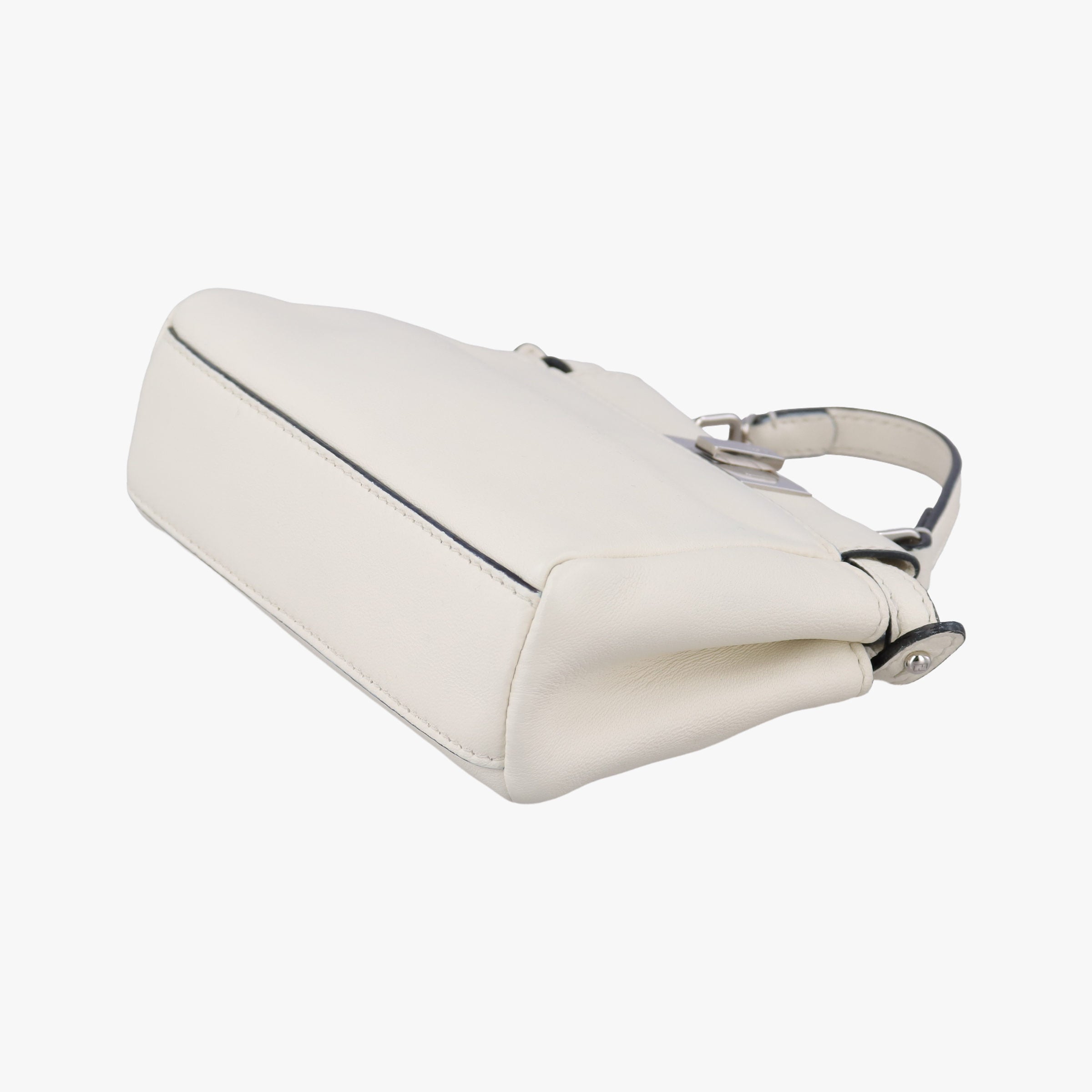 Micro Peekaboo White Leather 8M0355 8M0355-K47-150-0501マイクロピーカブー ホワイト レザー 8M0355 8M0355-K47-150-0501