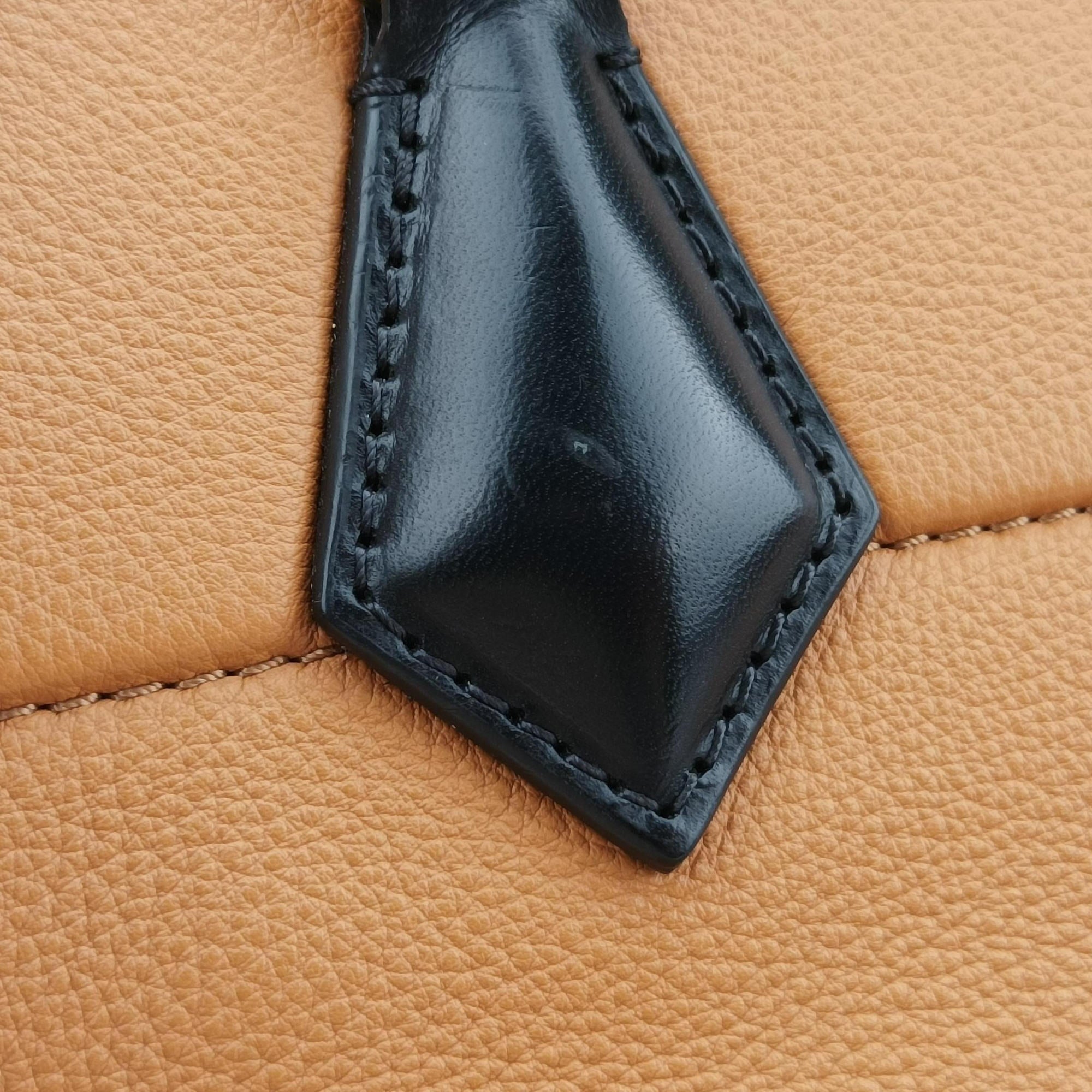Studs Bicolor Beige×Black Leather M51654 FO2177スタッズ バイカラー ベージュ×ブラック レザー M51654 FO2177
