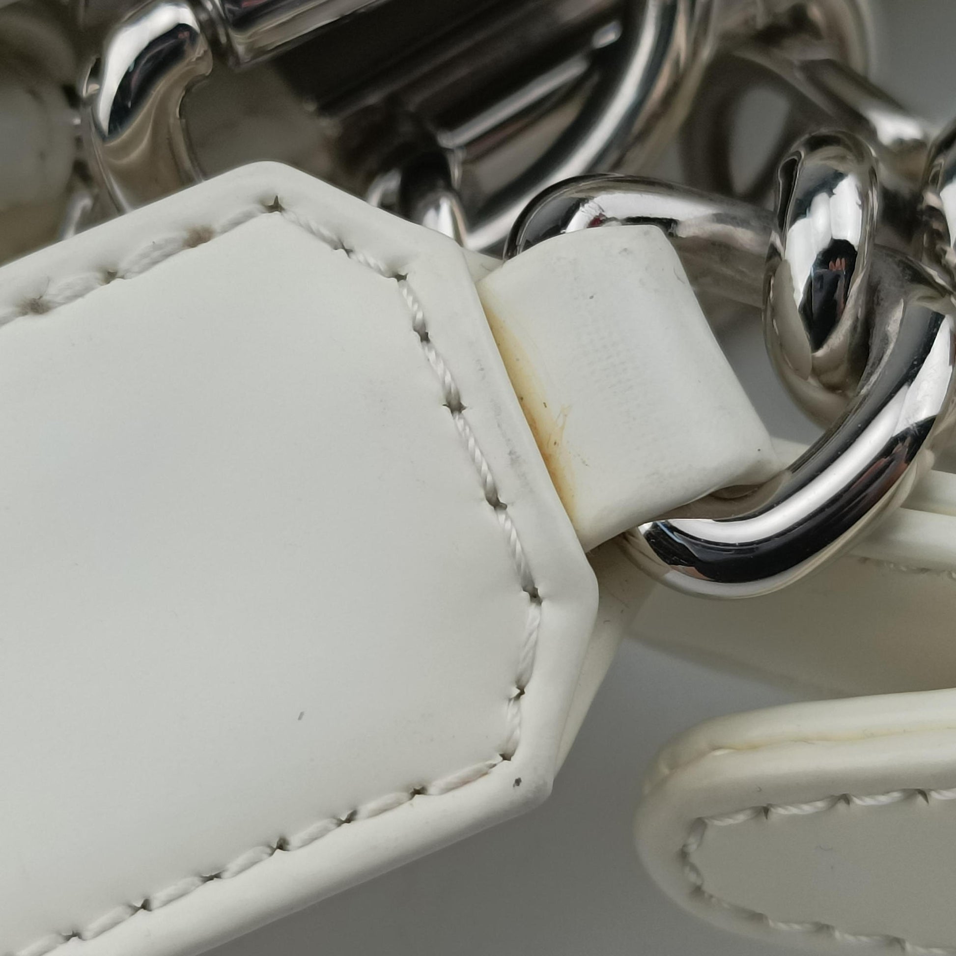Boy Chanel White Leather A67019 16157345ボーイシャネル ホワイト レザー A67019 16157345