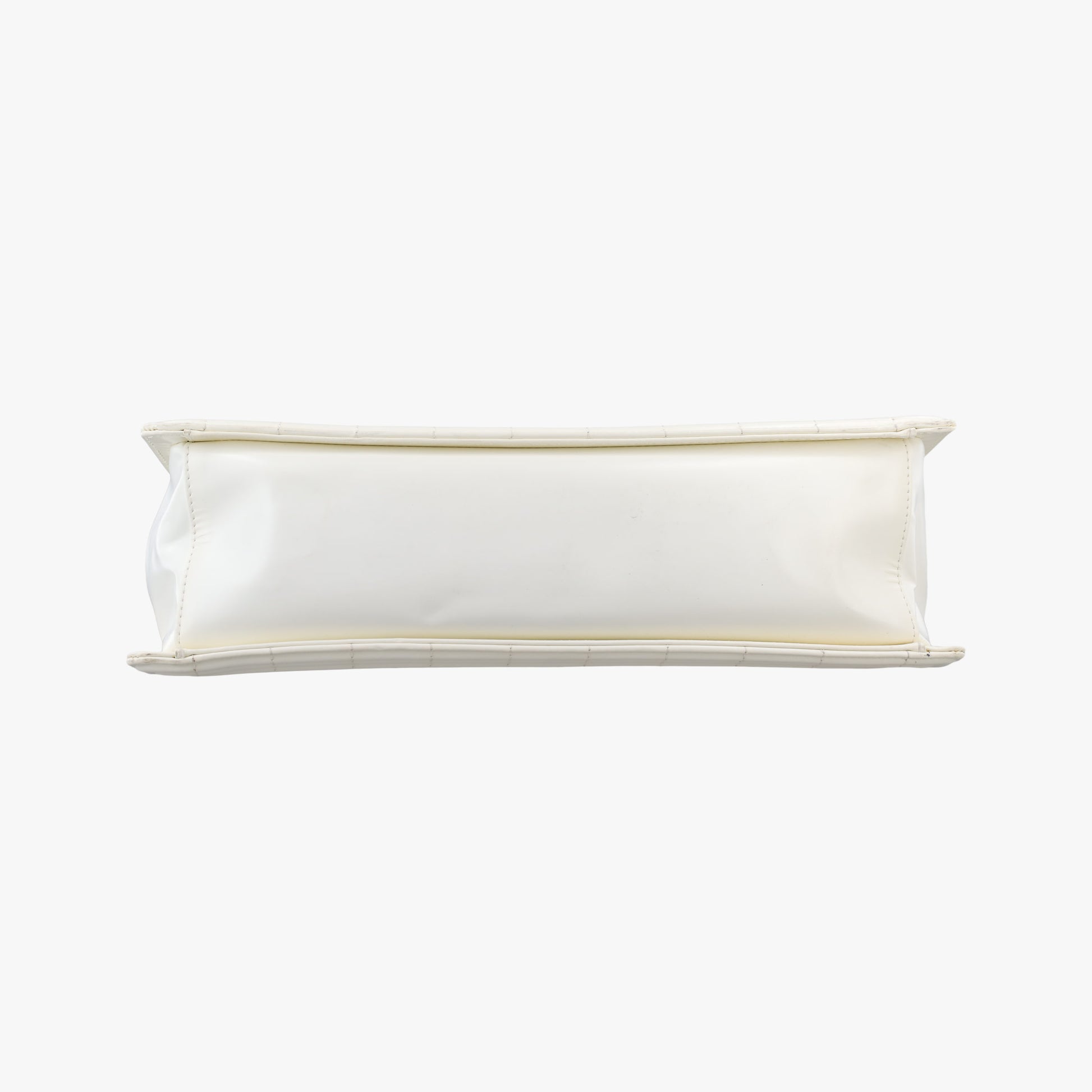 Boy Chanel White Leather A67019 16157345ボーイシャネル ホワイト レザー A67019 16157345