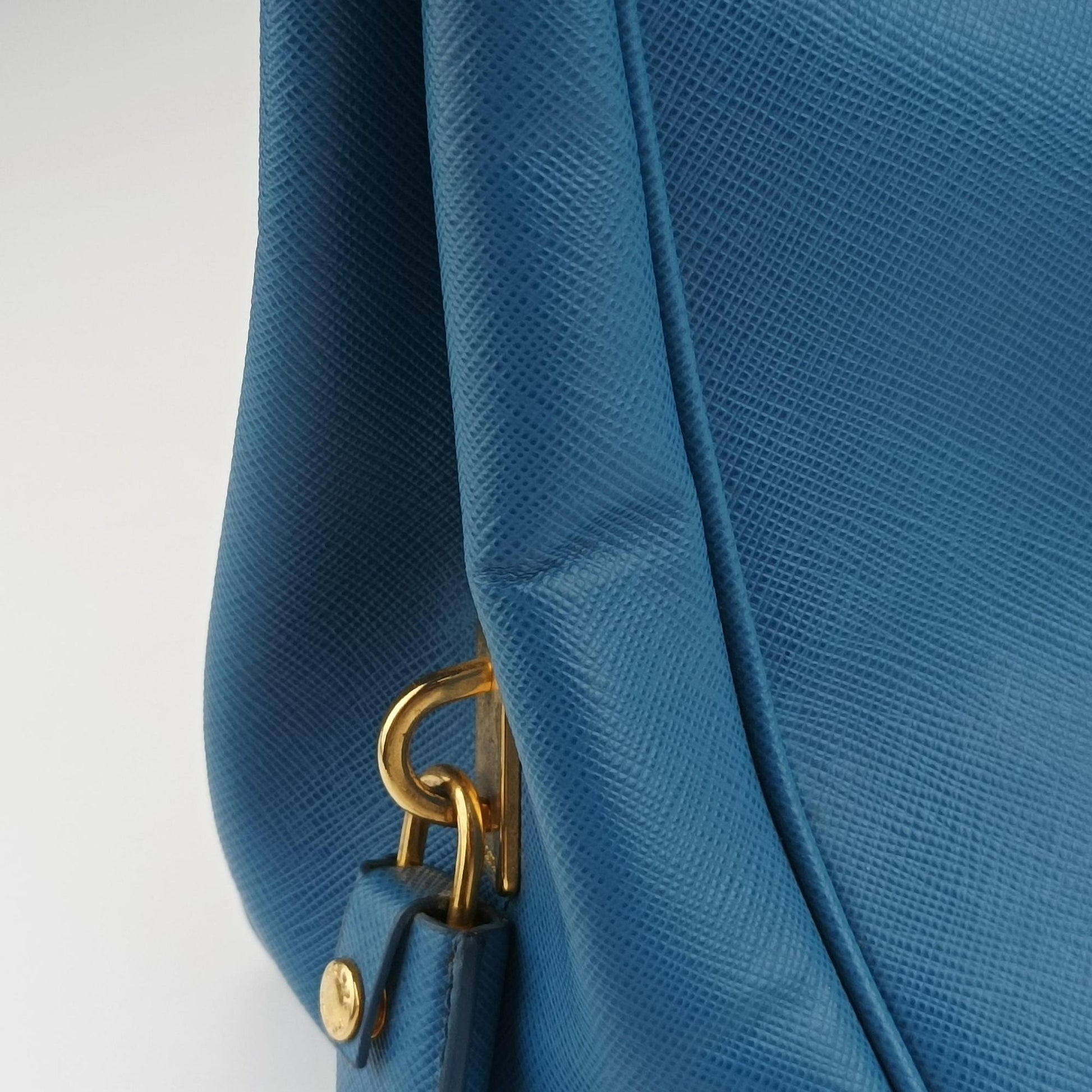 Promenade Blue SAFFIANO Leather BN2538 14 IVプロムナード ブルー サフィアーノレザー BN2538 14 IV