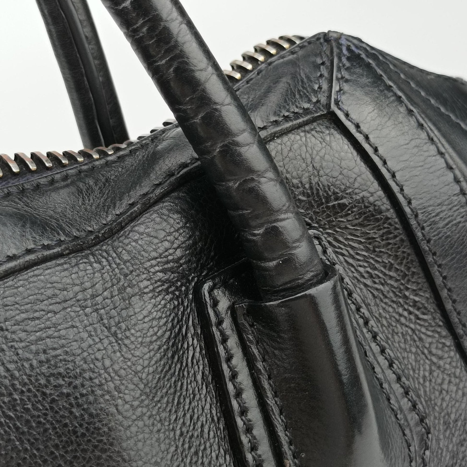 Antigona Black Leather 3C 0171アンティゴナ ブラック レザー 3C 0171