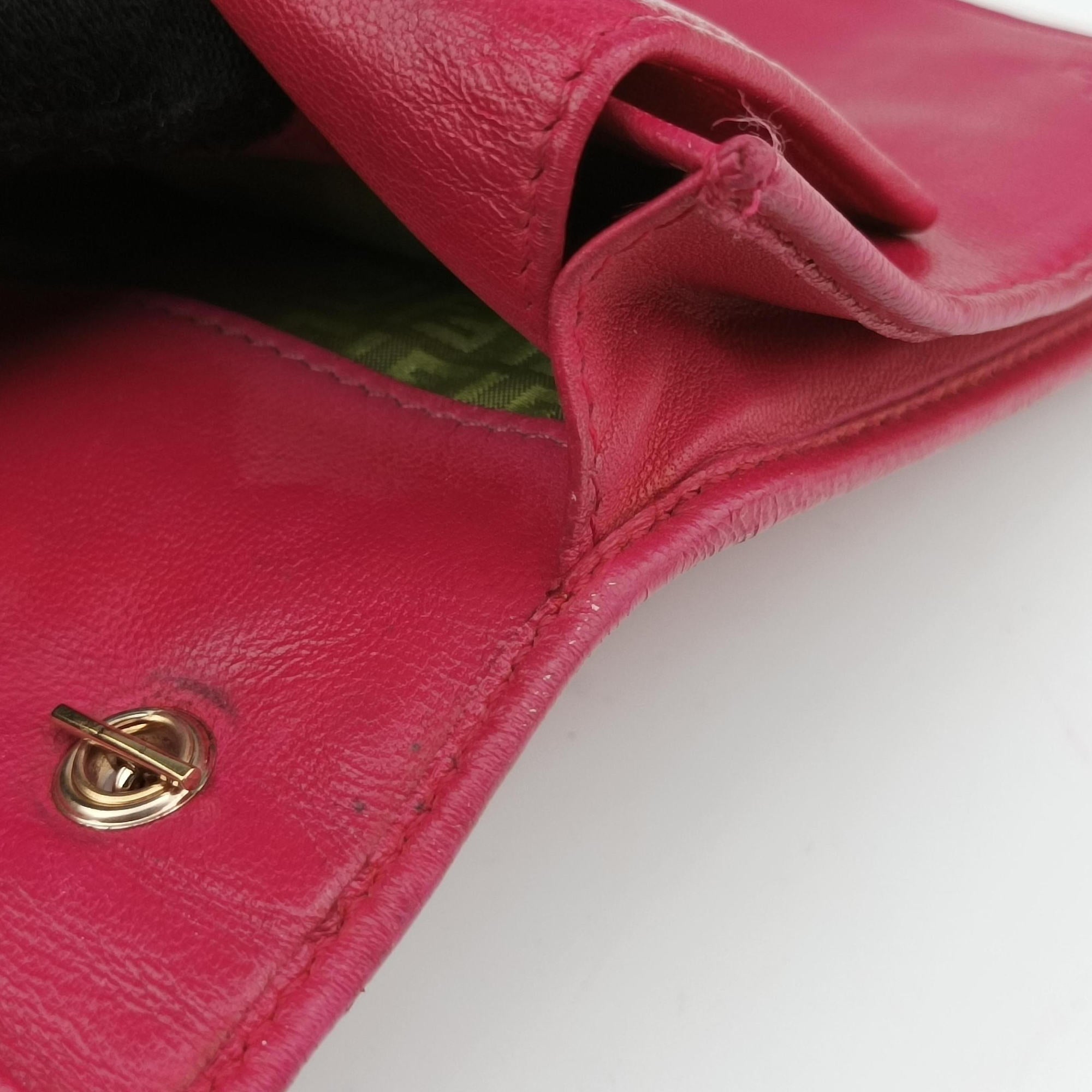 Logo Embossed Rose Leather 8M0219 2401.8M0219-YMY-089ロゴ エンボス ローズ レッド レザー 8M0219 2401.8M0219-YMY-089