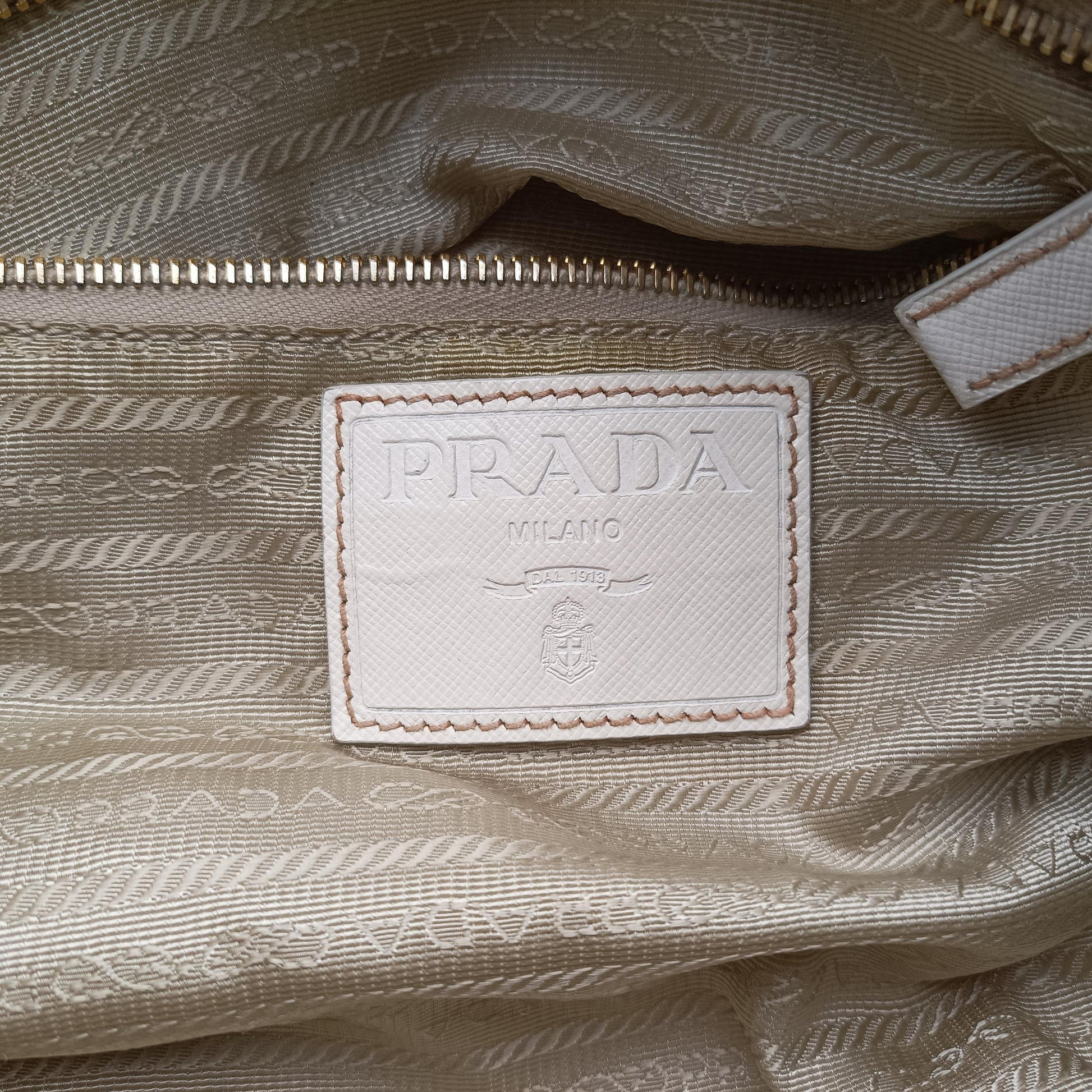 Animalier White Tessuto Nylon & Saffiano Leather 53アニマリエ ホワイト テスートナイロン / サフィアーノ 53