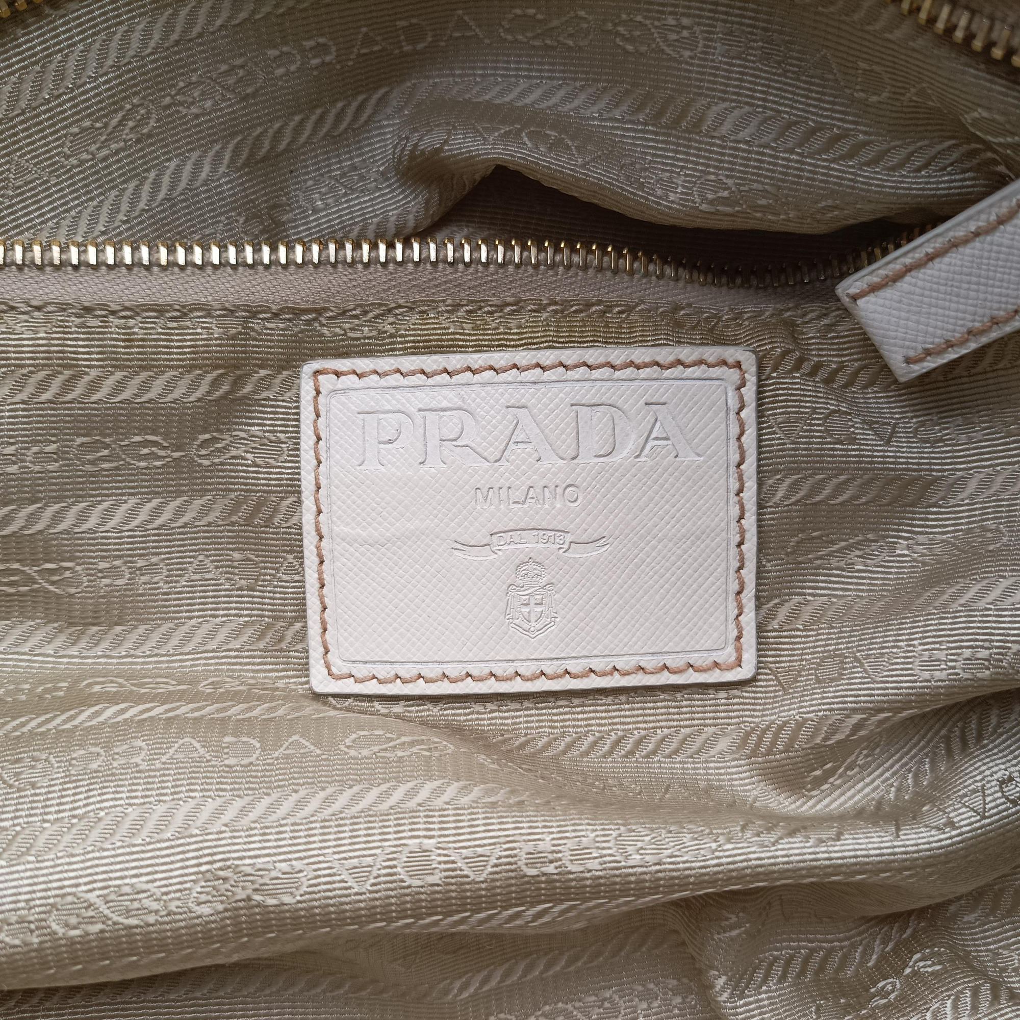 Animalier White Tessuto Nylon & Saffiano Leather 53アニマリエ ホワイト テスートナイロン / サフィアーノ 53