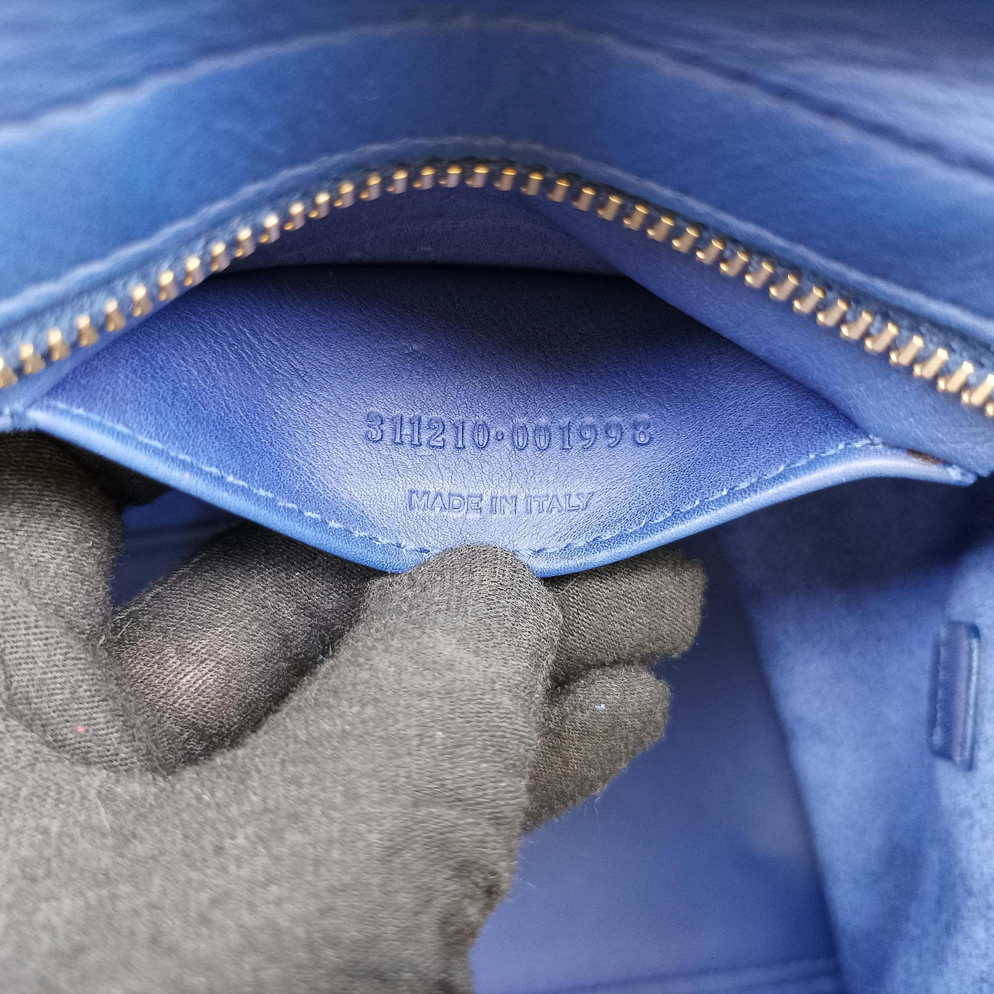 Y Ligne Petit Cabas Blue Leather 311210 311210.001998Yライン プチカバス ブルー レザー 311210 311210.001998