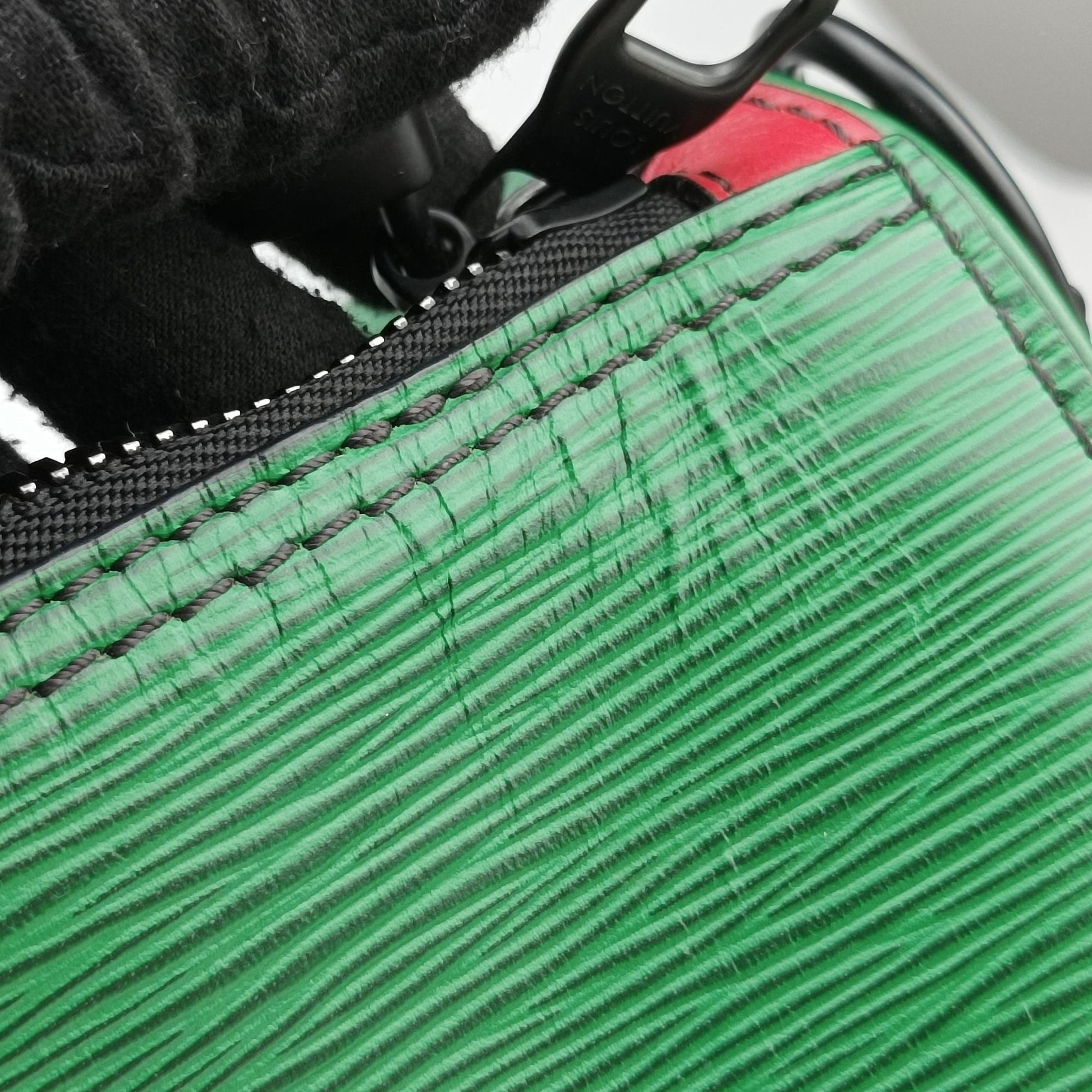 Keepall Bandouliere 50 Green × Red epi M55571 FO4139キーポル バンドリエール 50 グリーン × レッド エピ M55571 FO4139
