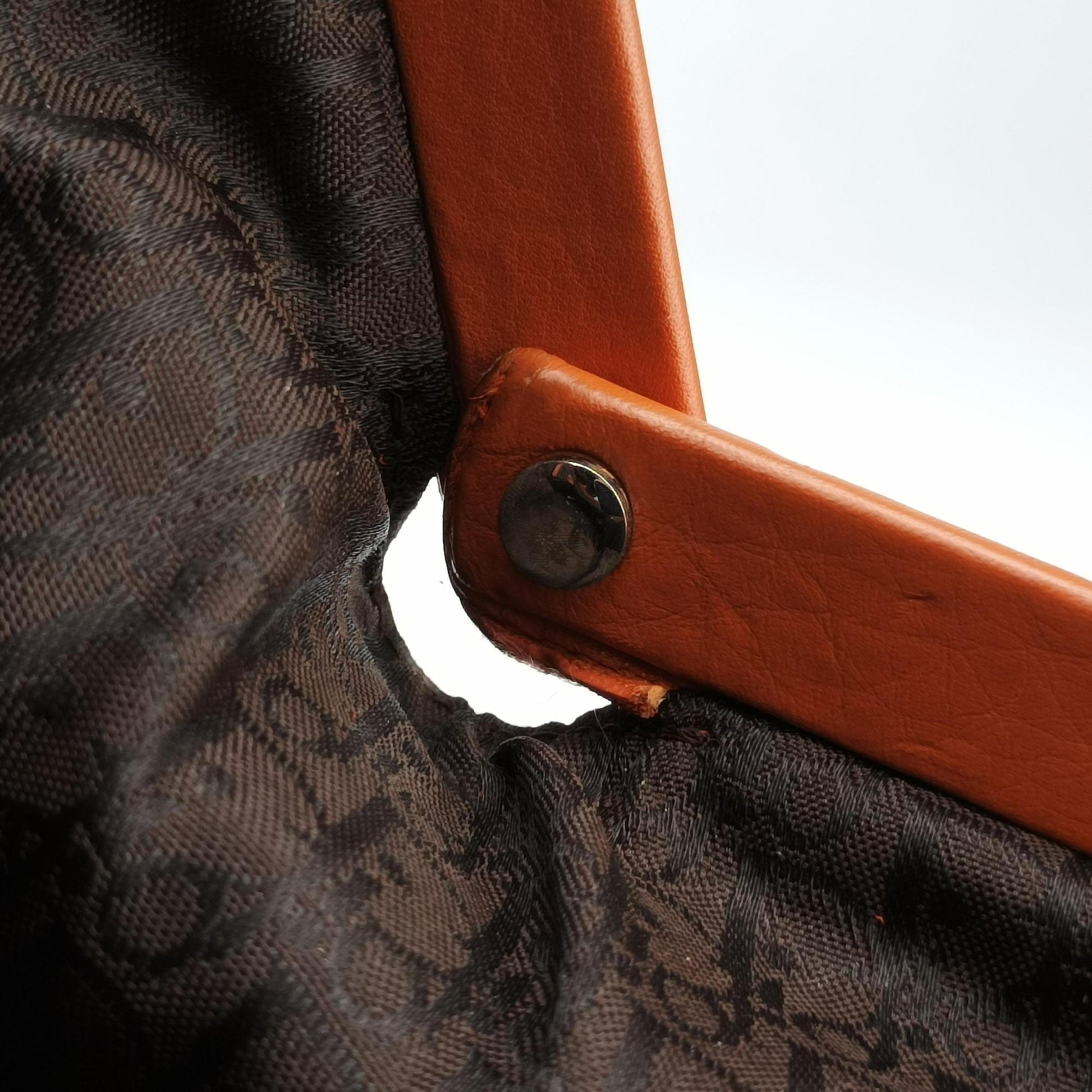 Detective Orange Leather 131-BM-1005ディテクティブ オレンジ レザー 131-BM-1005