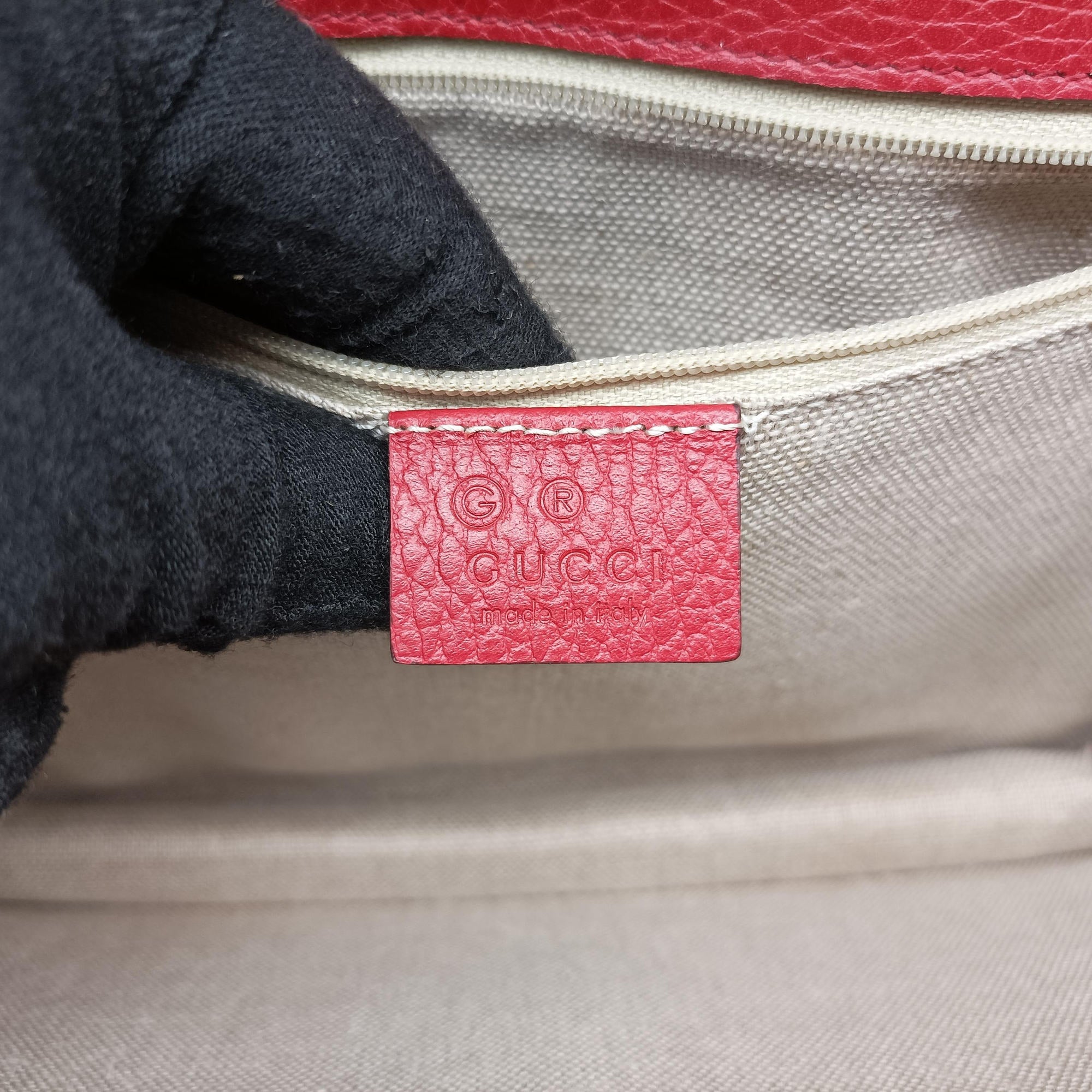 Interlocking G Red Leather 510303 A027362299インターロッキングG レッド レザー 510303 A027362299