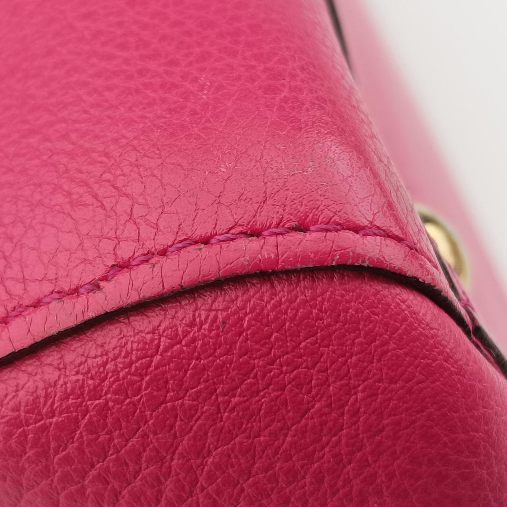 Brillant Rose Leather HO4Hブリリアント ローズ レッド レザー HO4H