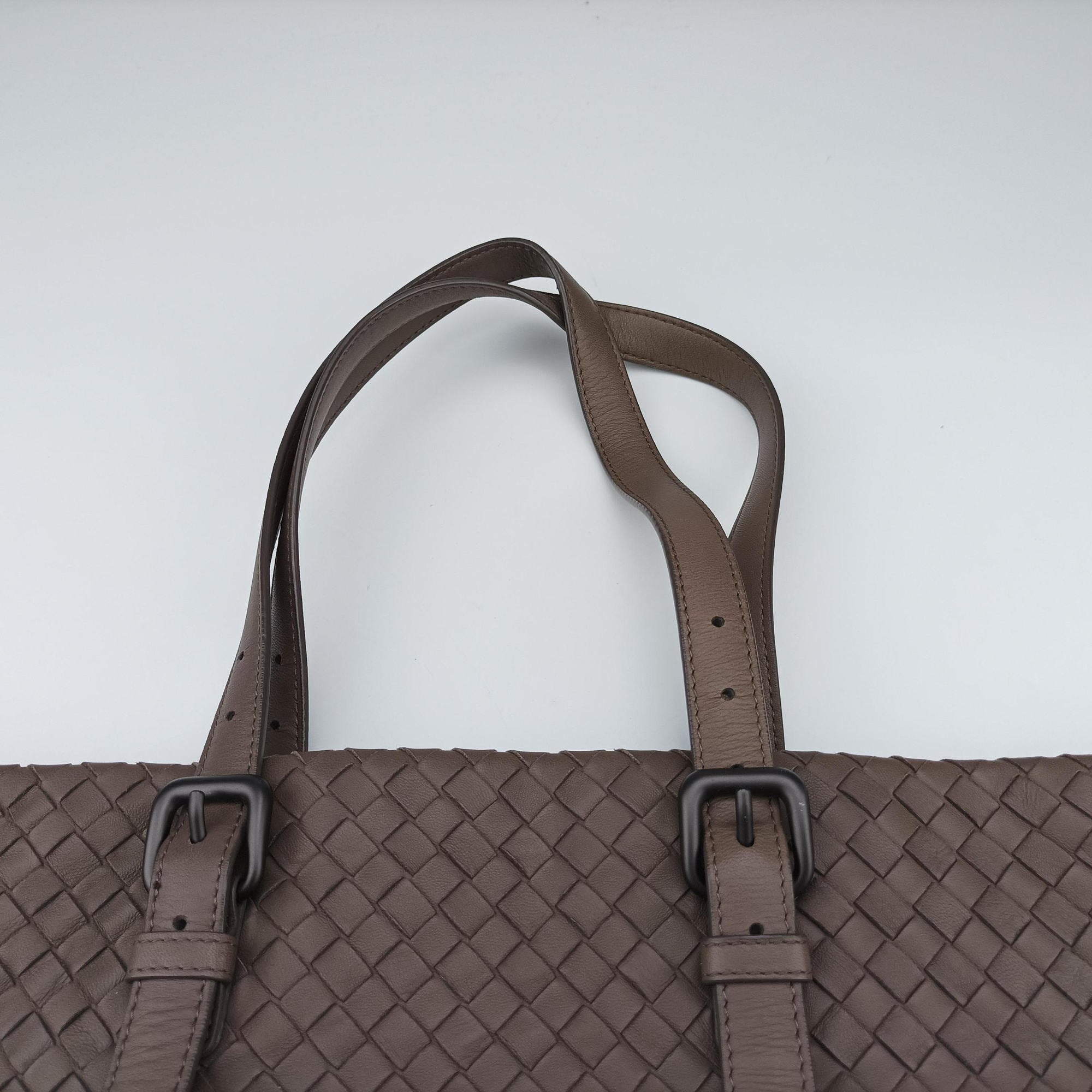 Intrecciato Shopper Acatl Brown lambskin B00191550Rイントレチャート ショッパー アキャトル ブラウン ラムスキン B00191550R