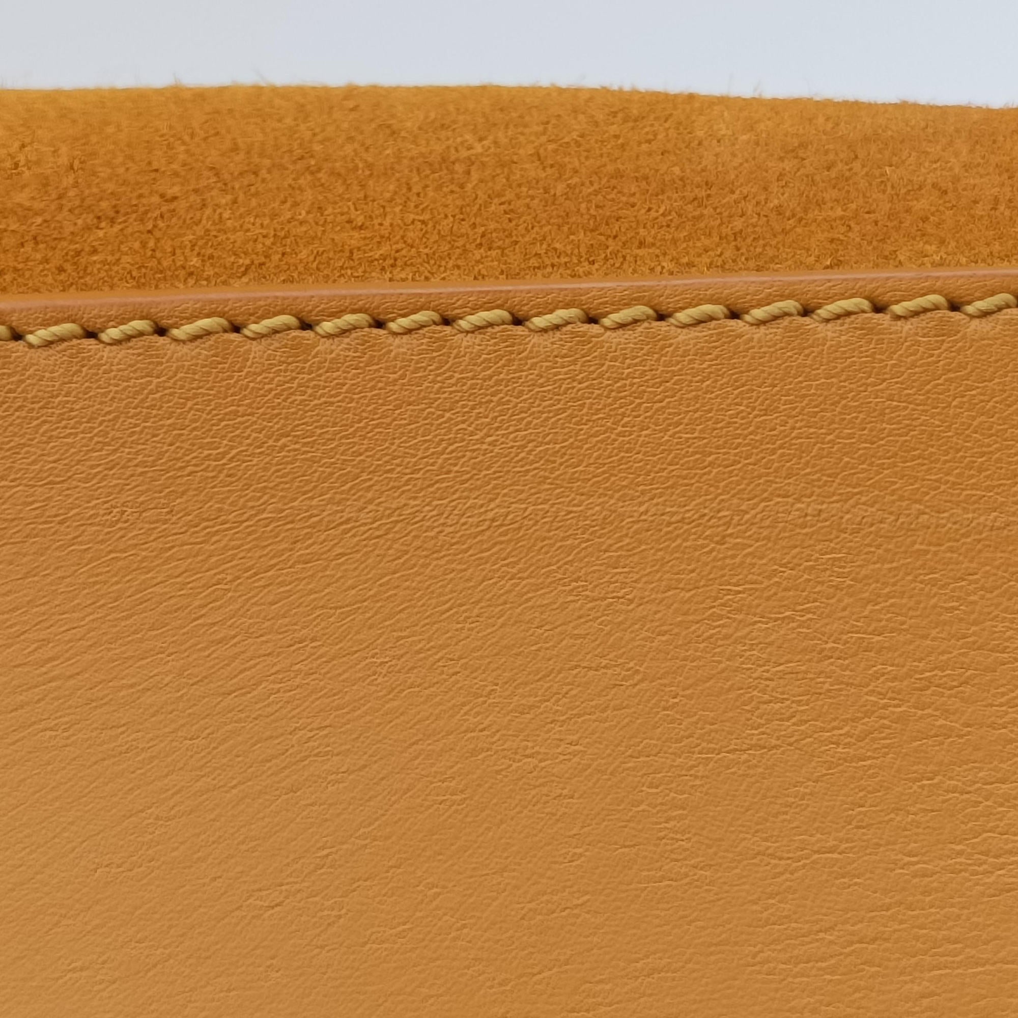 Luggage Small Square Phantom Yellow suede F-CU-0133ラゲージスモールスクエアファントム イエロー スエード F-CU-0133