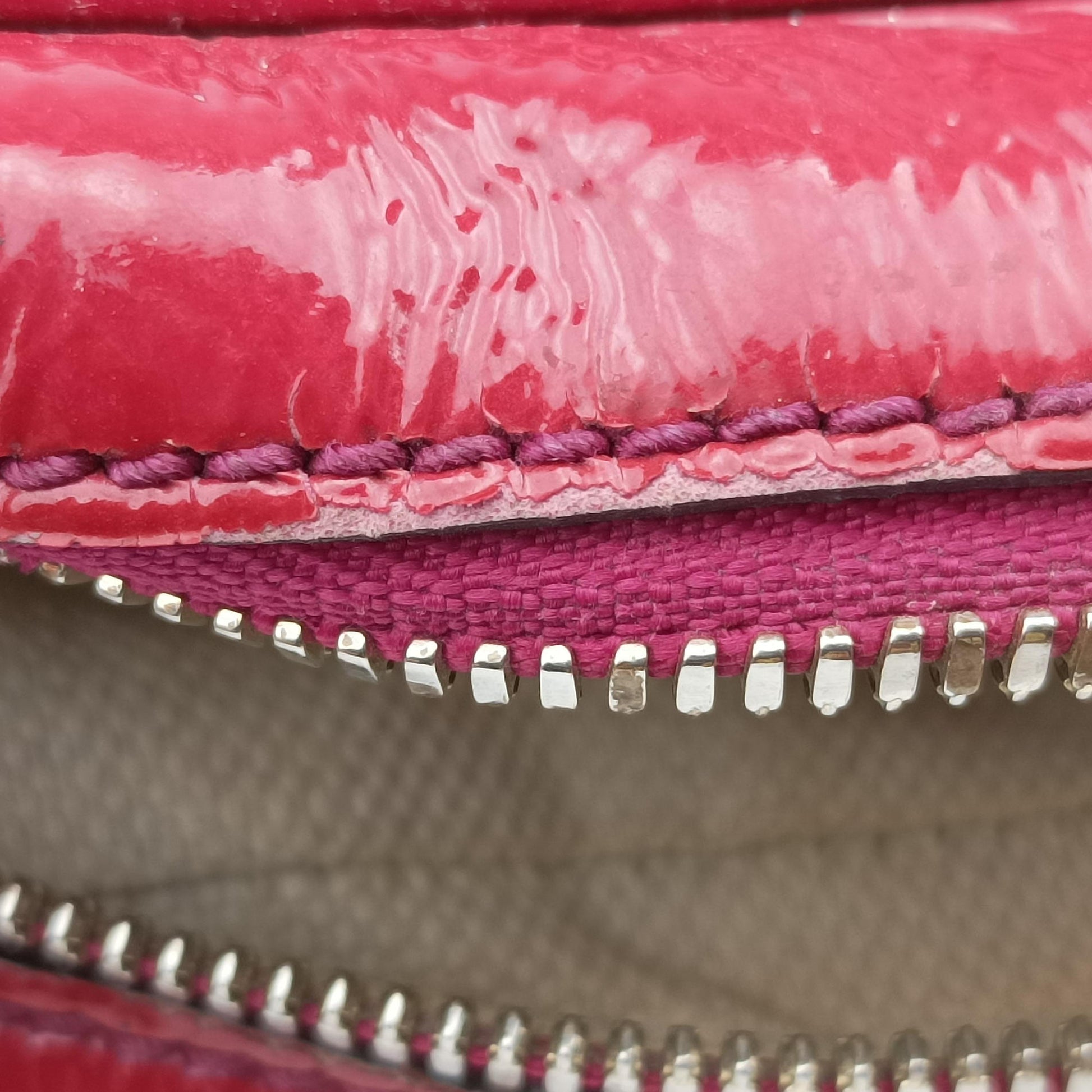 Soho Rose Patent Leather 308364 D015422217ソーホー ローズ レッド パテント 308364 D015422217