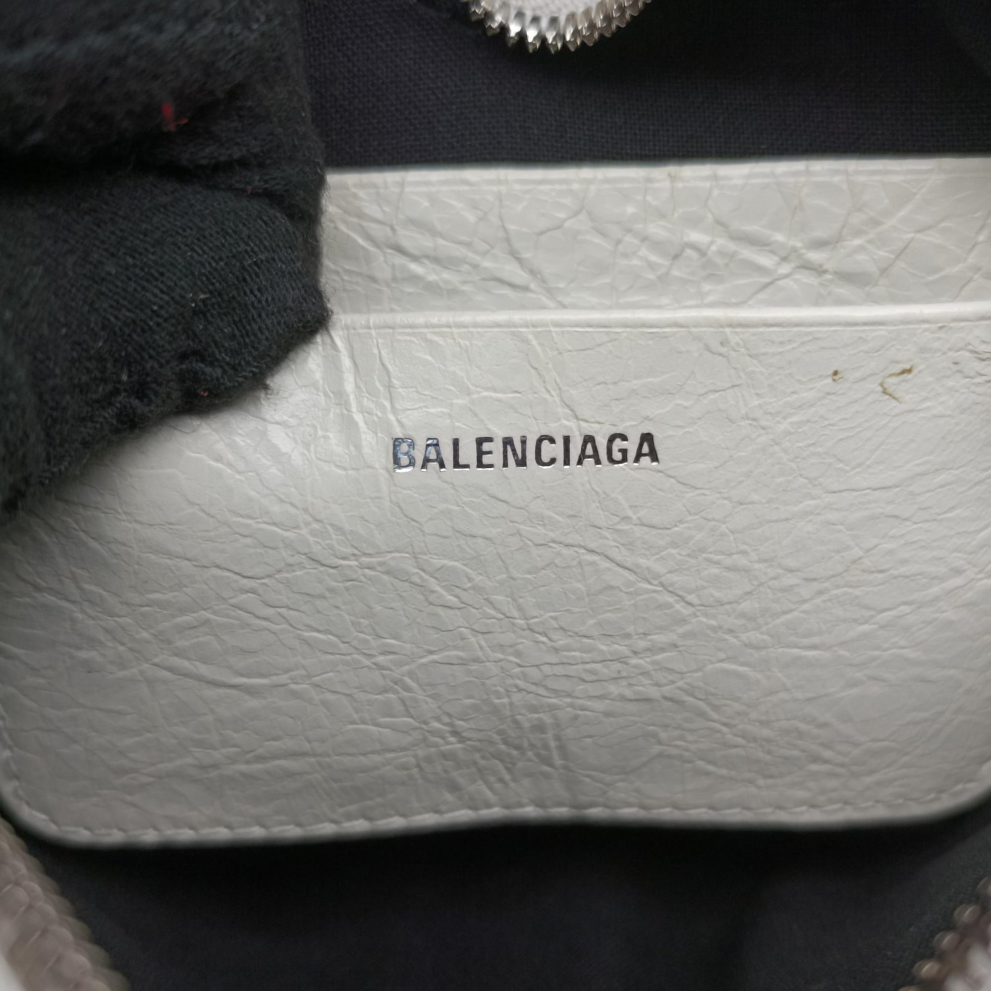 Le Cagole Heart Mini White lambskin 722781.9104.P.584046ル カゴーレ ハートミニ ホワイト ラムスキン 722781.9104.P.584046