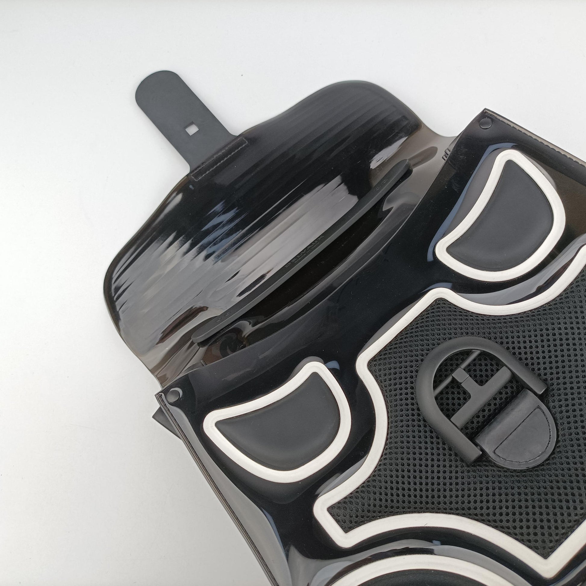 Brillant Black x white Plastic  ブリリアント ブラック×ホワイト プラスチック  