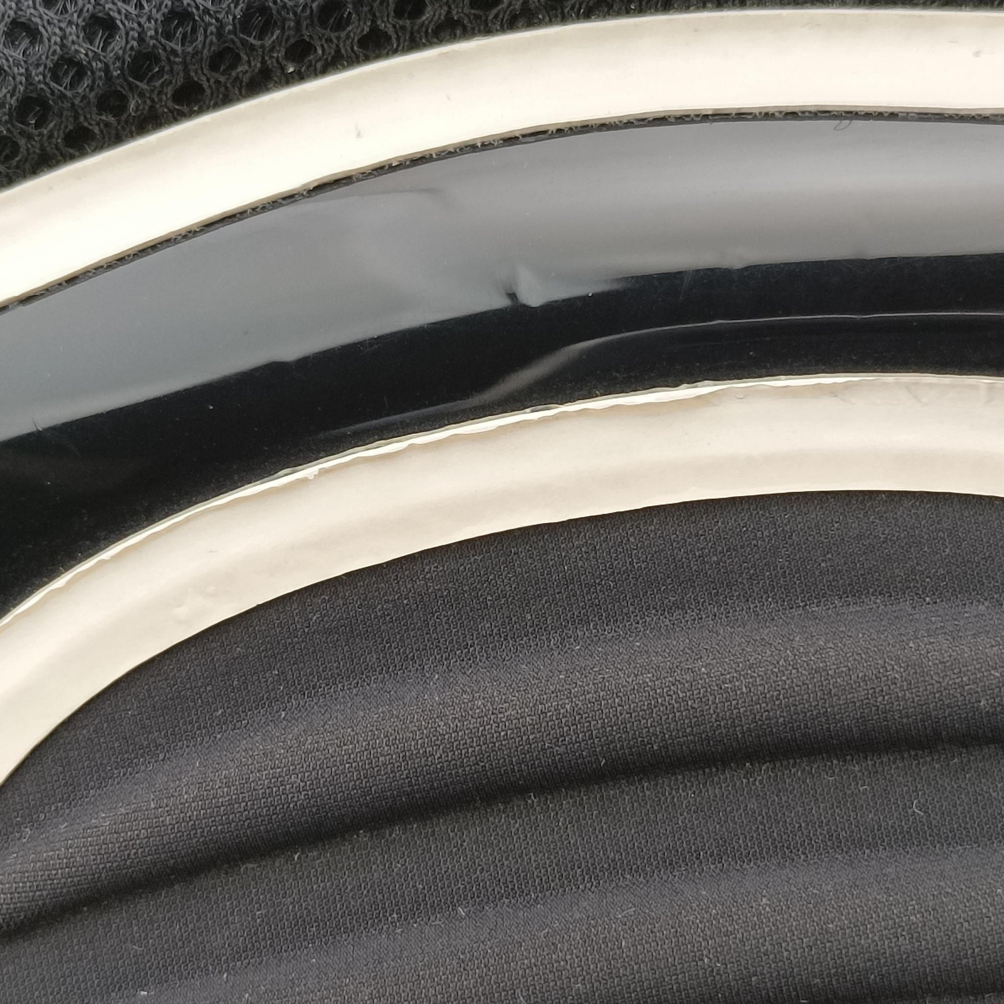 Brillant Black x white Plastic  ブリリアント ブラック×ホワイト プラスチック  