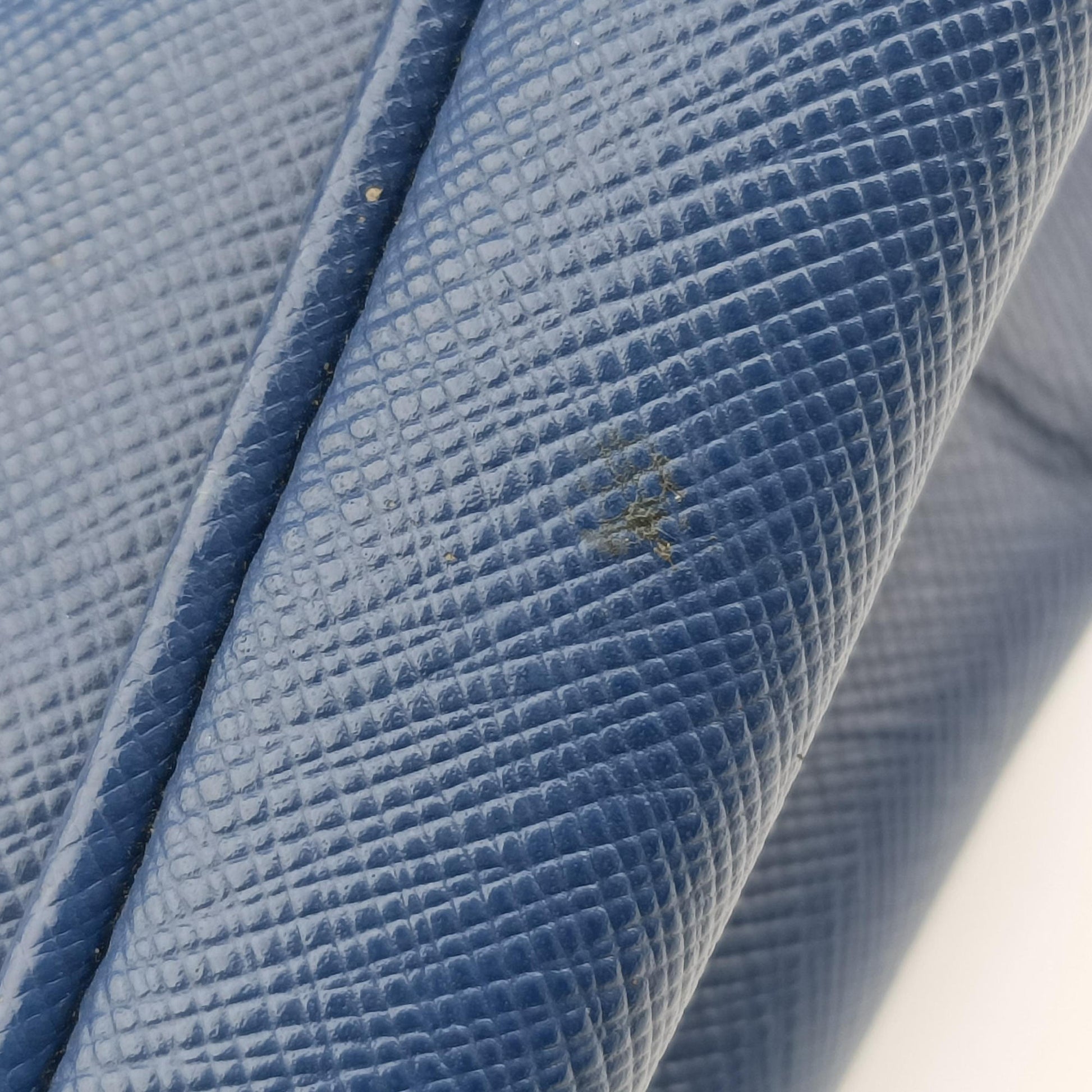 Galleria Blue SAFFIANO Leather BN2274 117ガレリア ブルー サフィアーノレザー BN2274 117