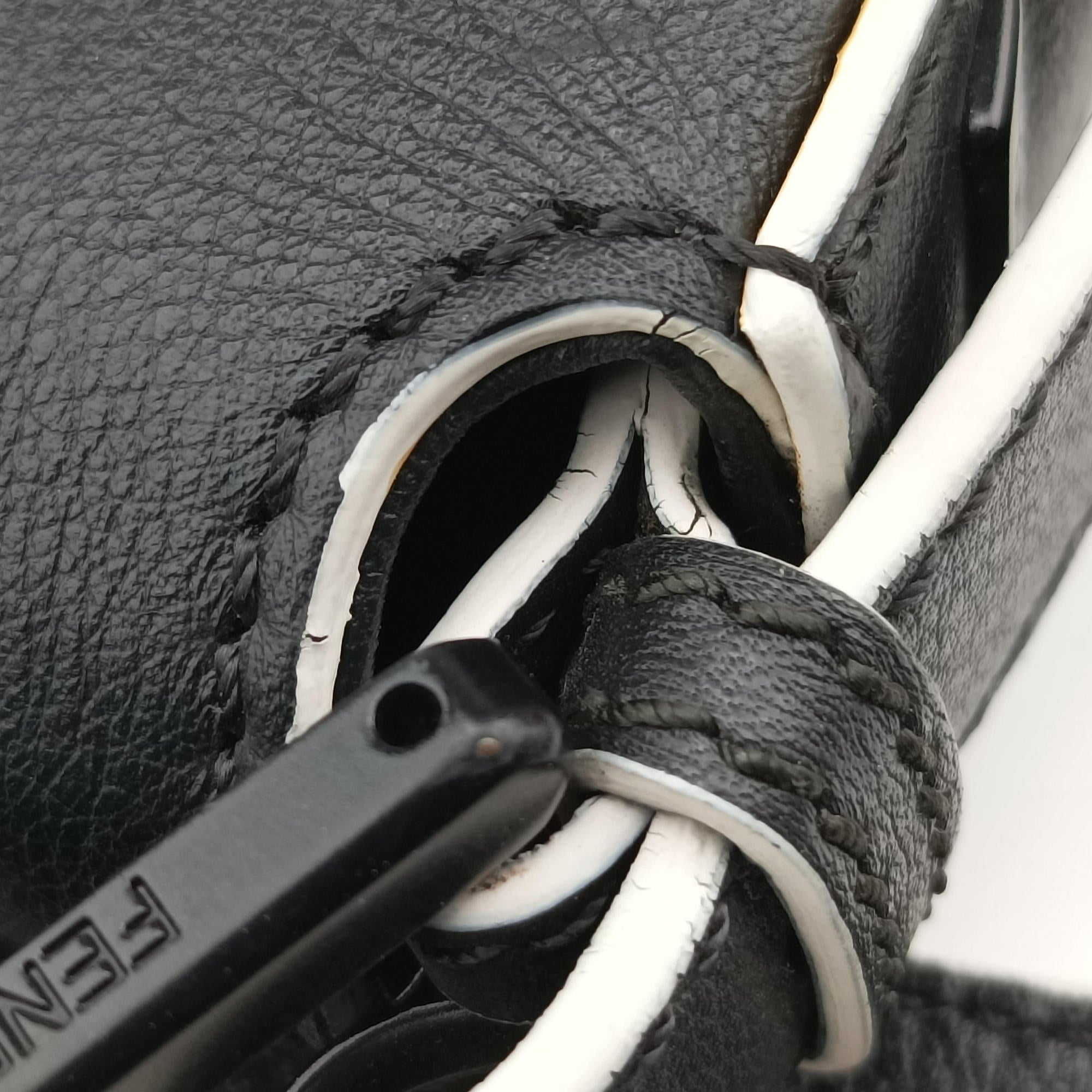 Monster Baguette Black×yellow Leather 8BR600 8BR600-41K-159-9851モンスター　バゲット 黒×イエロー レザー 8BR600 8BR600-41K-159-9851