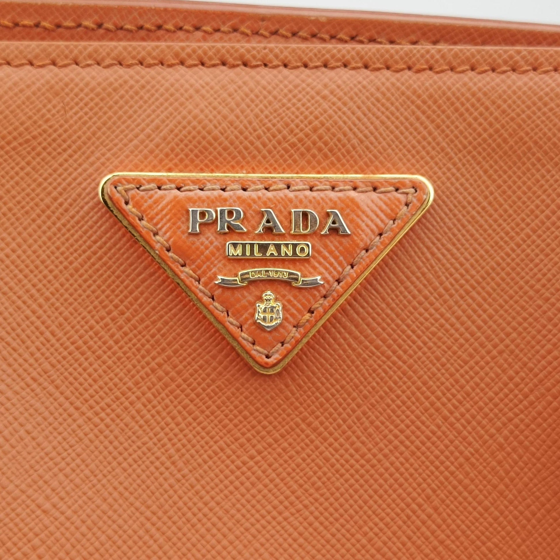 Galleria Orange SAFFIANO Leather BN1786 180ガレリア オレンジ サフィアーノレザー BN1786 180