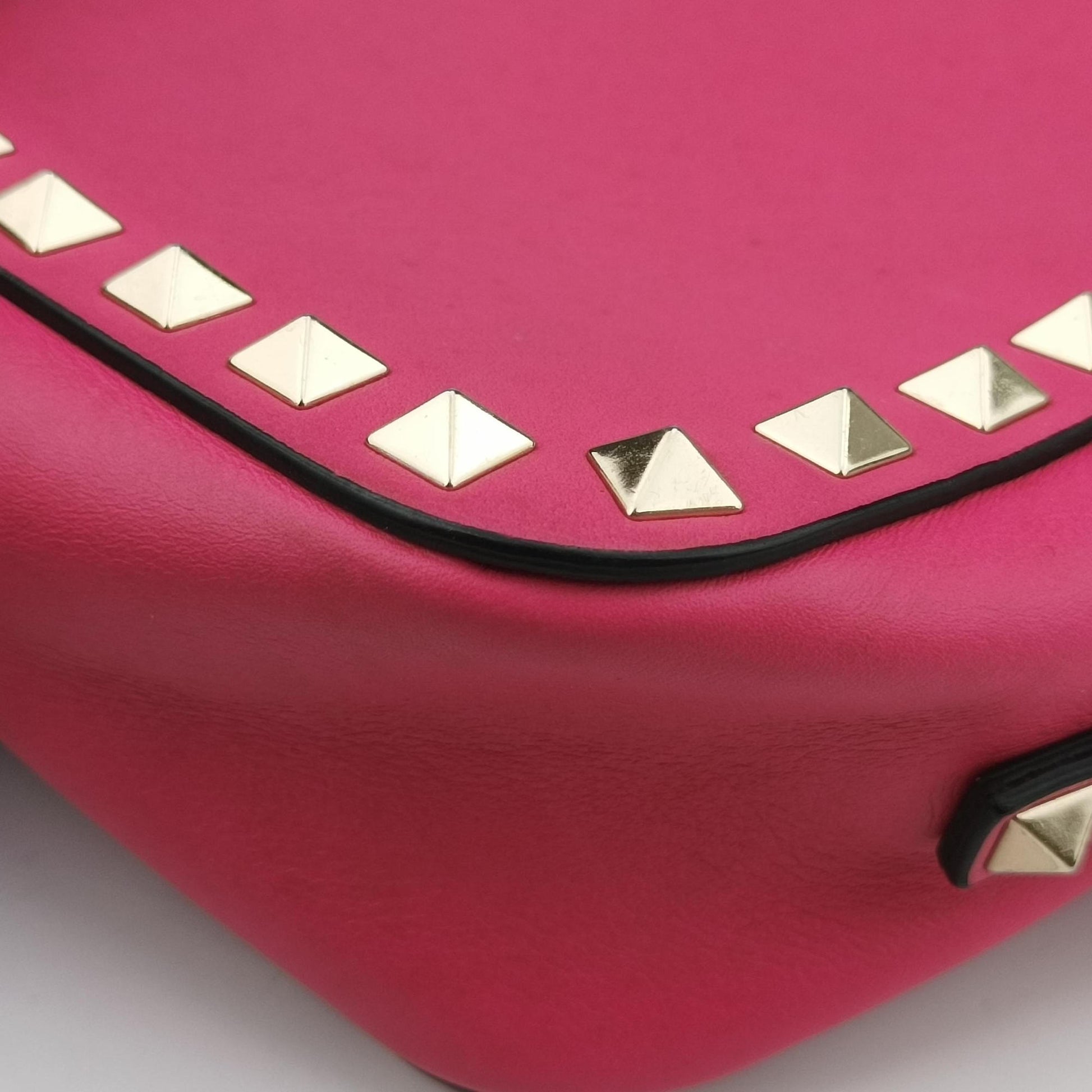 Rockstud Pink Leather TV-L809BOL2ロックスタッズ ピンク レザー TV-L809BOL2