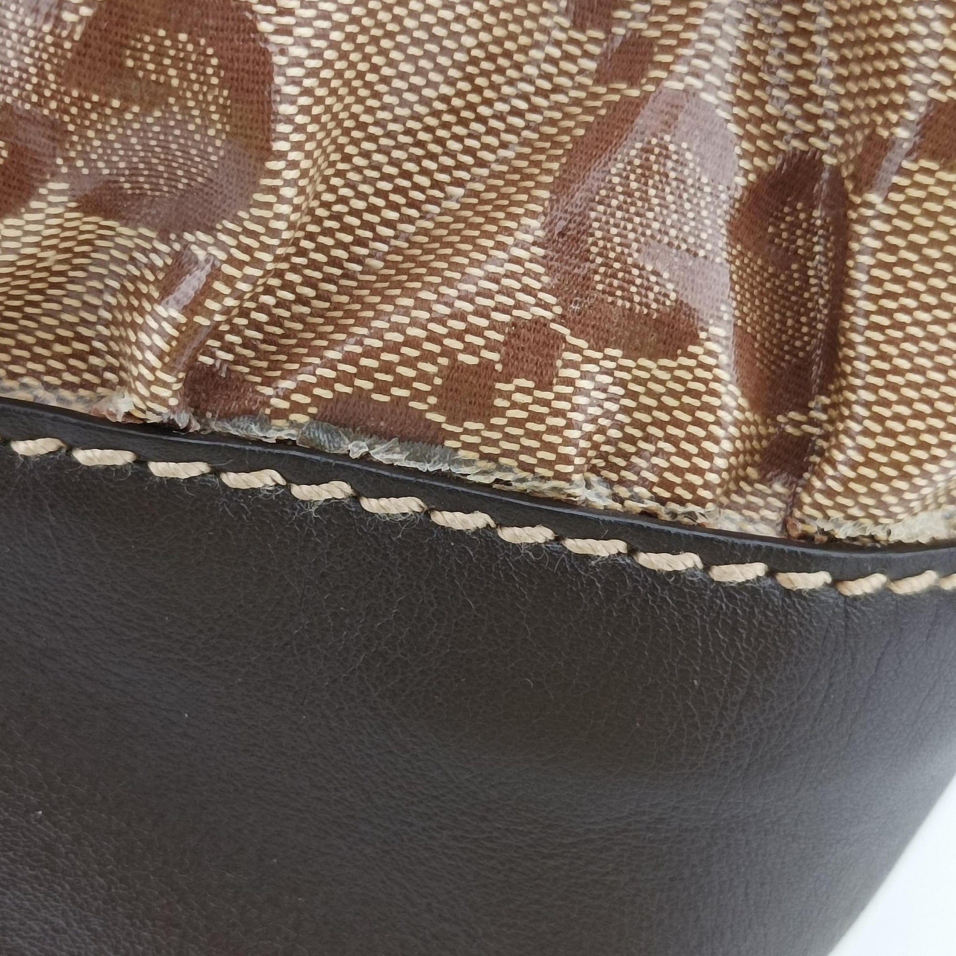 GG Crystal Beige × Brown PVC coated canvas ×Leather Trim 223965 A4970781GG クリスタル ベージュ× ブラウン PVCコーティングキャンバス × レザー 223965 A4970781