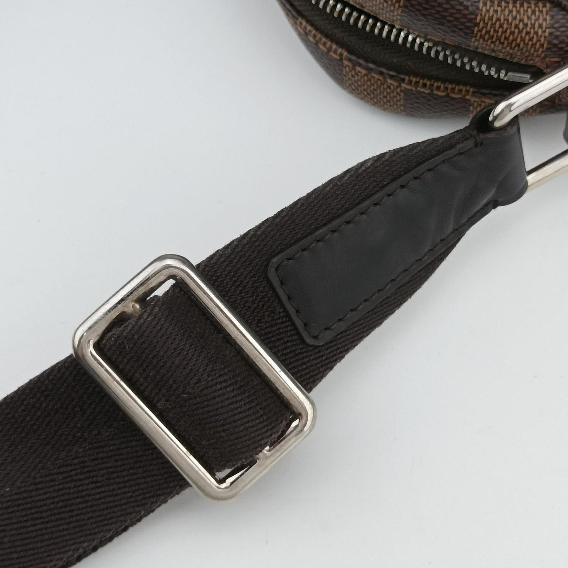 Jake messenger PM EBENE Damier Canvas N41568 TR2195ジェイクメッセンジャーPM エベーヌ ダミエキャンバス N41568 TR2195