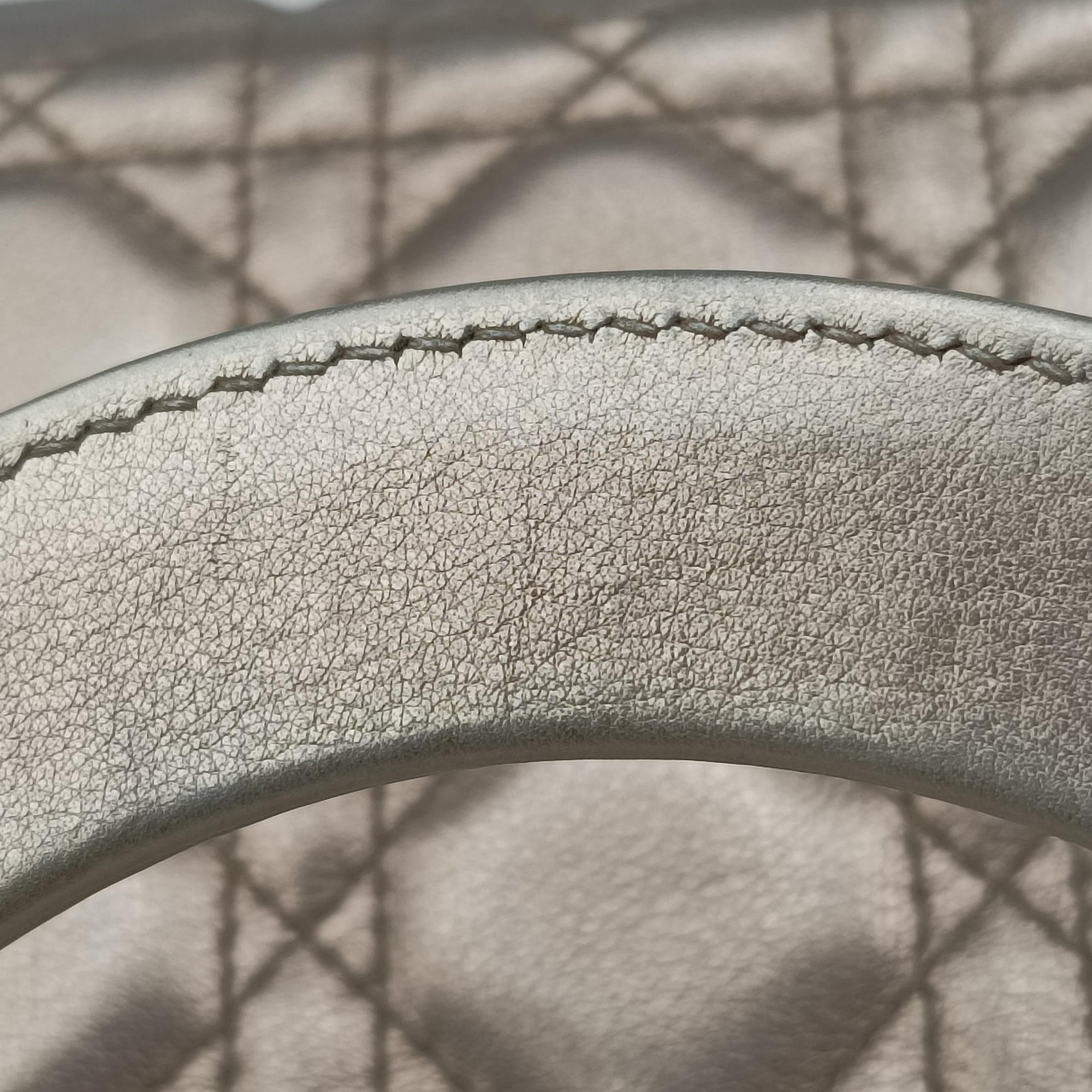 Lady Dior Gold lambskin 18-MA-0158レディディオール ゴールド系 ラムスキン 18-MA-0158