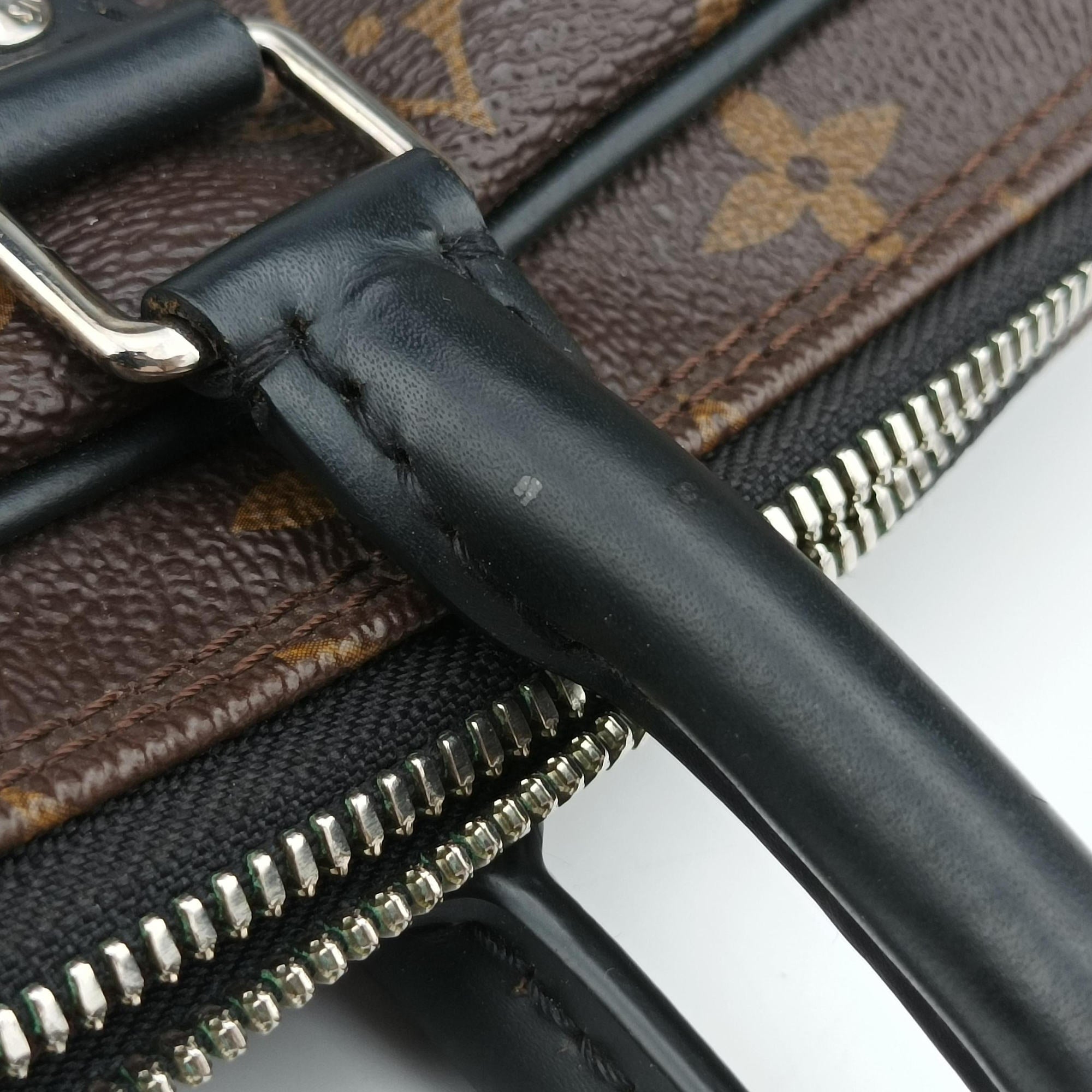 Porte Documents Voyage brown Monogram Canvas M40225 GI4230ポルトドキュマン ヴォワヤージュ モノグラム/ブラウン モノグラムキャンバス M40225 GI4230