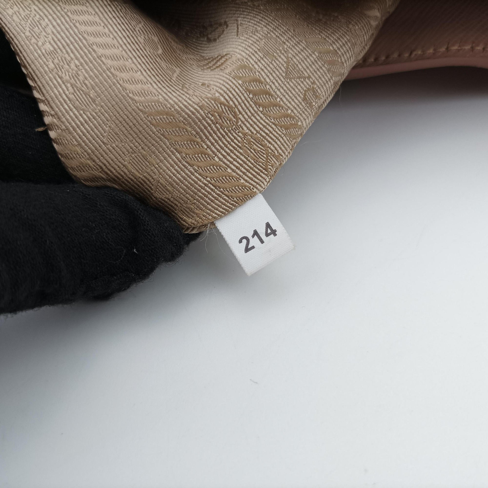 Galleria Pink SAFFIANO Leather BN1786 214ガレリア ピンク サフィアーノレザー BN1786 214