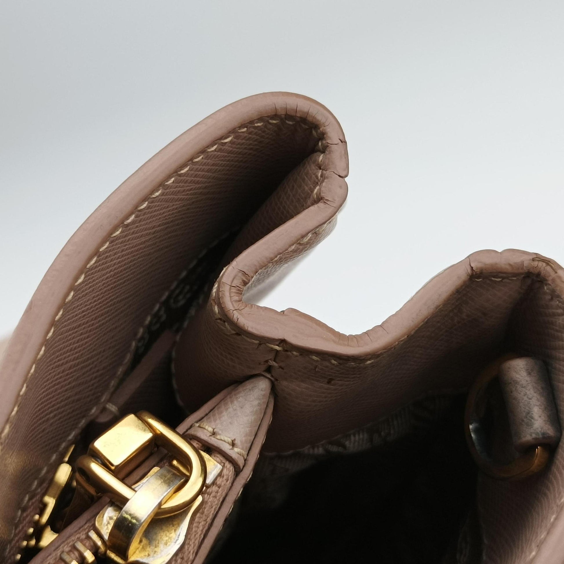 Galleria Pink SAFFIANO Leather BN1786 214ガレリア ピンク サフィアーノレザー BN1786 214