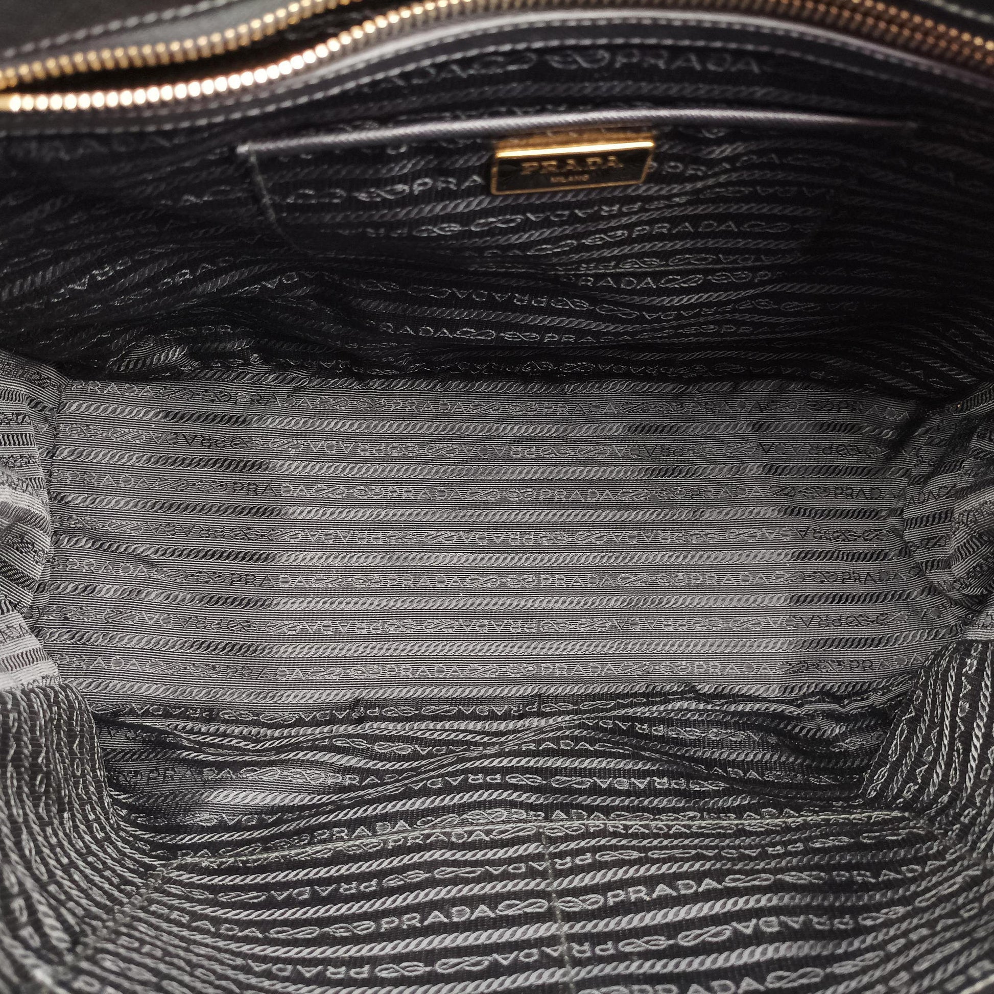 Galleria Black SAFFIANO Leather 1BA274 7/R 165ガレリア ブラック サフィアーノレザー 1BA274 7/R 165