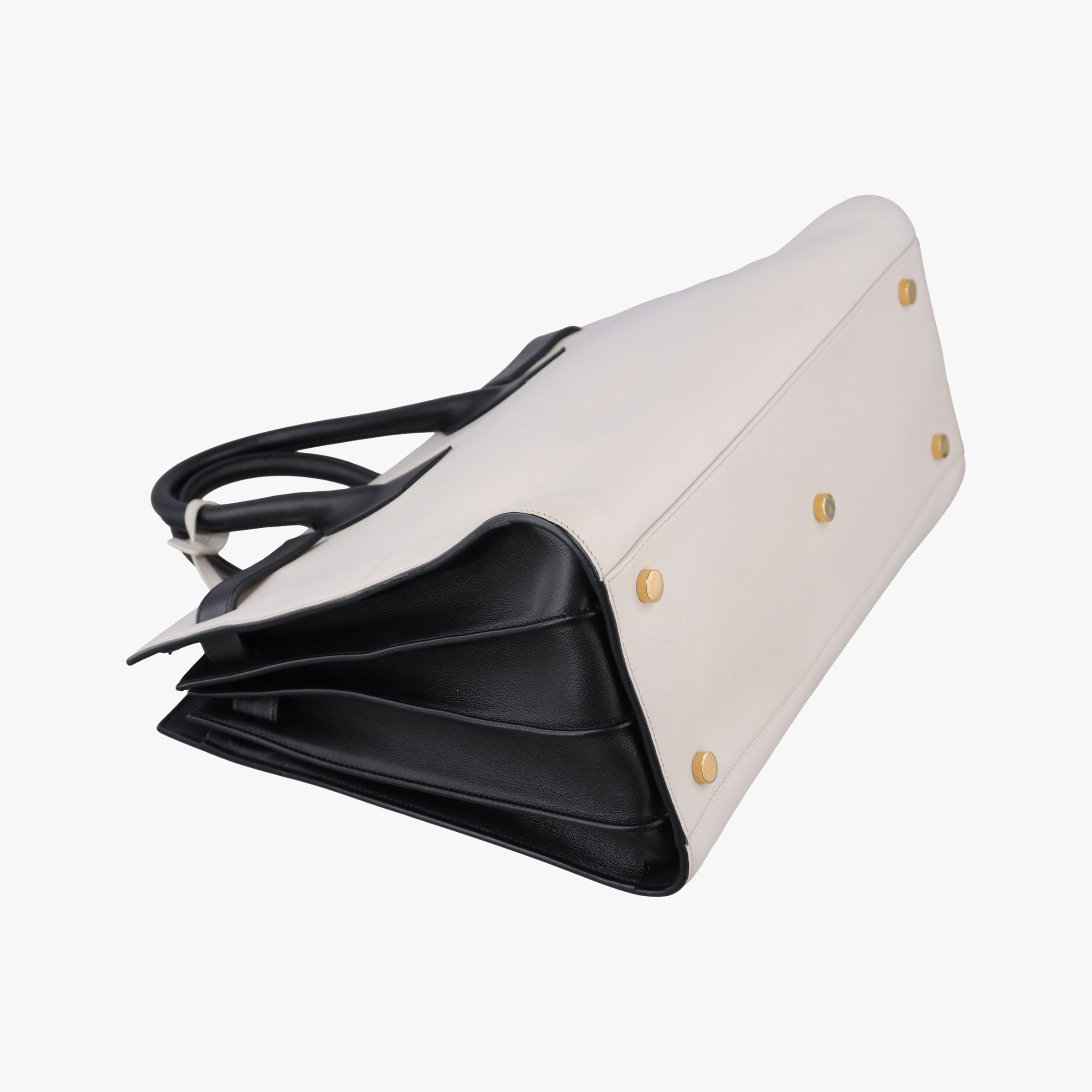 SAC DE JOUR White×black Leather 324823 GNR324823.1013サックドジュールスモール ホワイト×ブラック レザー 324823 GNR324823.1013