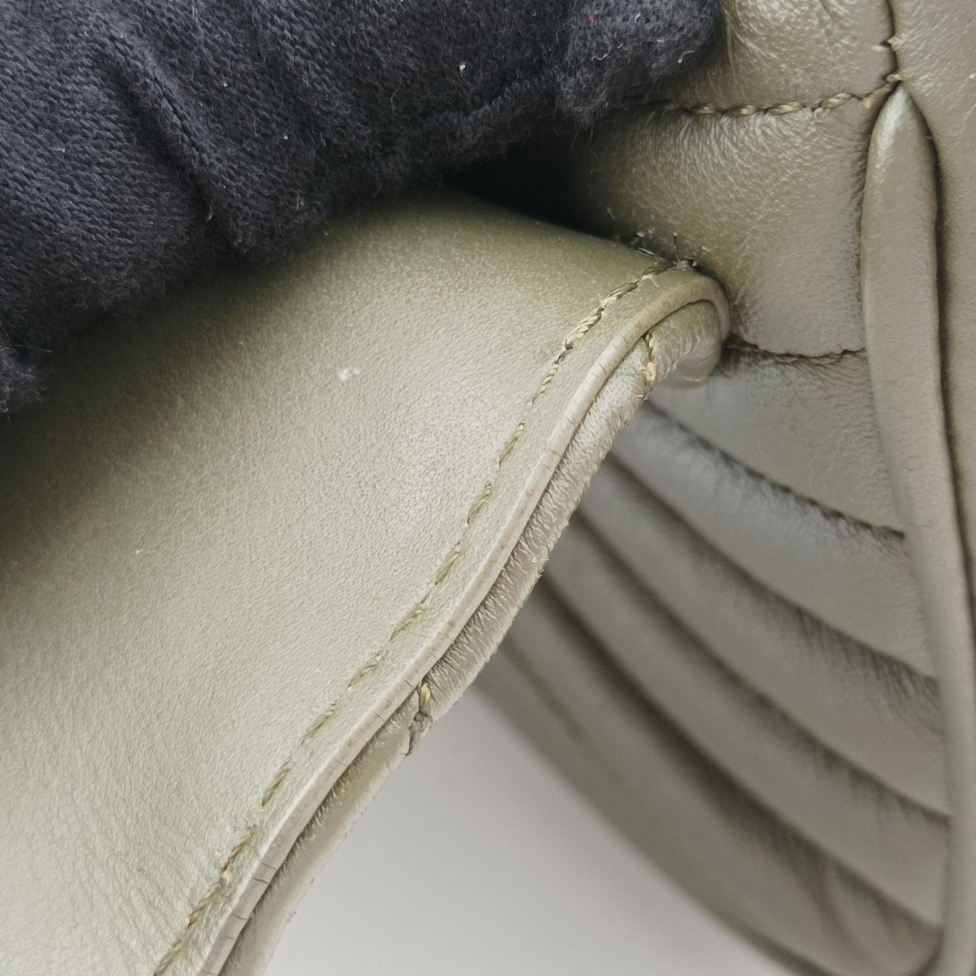 New Wave Multi Pochette Green Leather M56471 FK4230ニューウェーブ ミュルティ ポシェット カーキ系 レザー M56471 FK4230