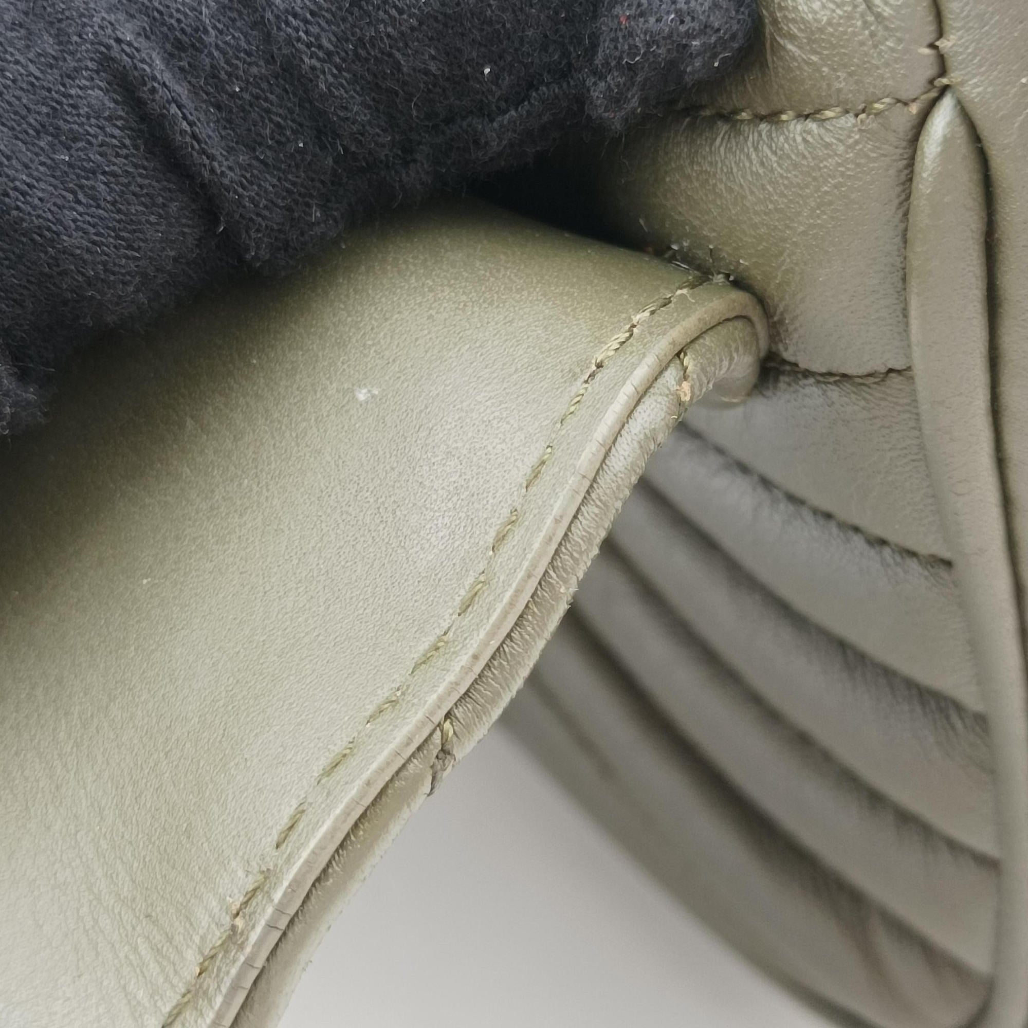 New Wave Multi Pochette Green Leather M56471 FK4230ニューウェーブ ミュルティ ポシェット カーキ系 レザー M56471 FK4230