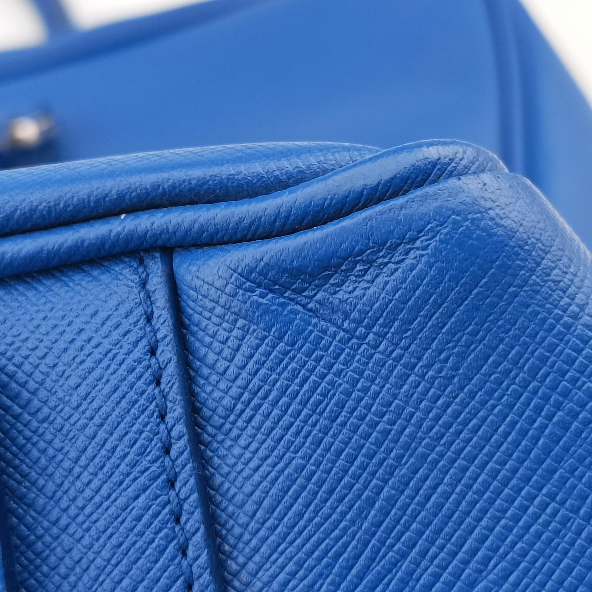Classic Laptop briefcase Blue SAFFIANO Leather VS0305 208 31/Oブリーフケース ビジネス ブルー サフィアーノレザー VS0305 208 31/O