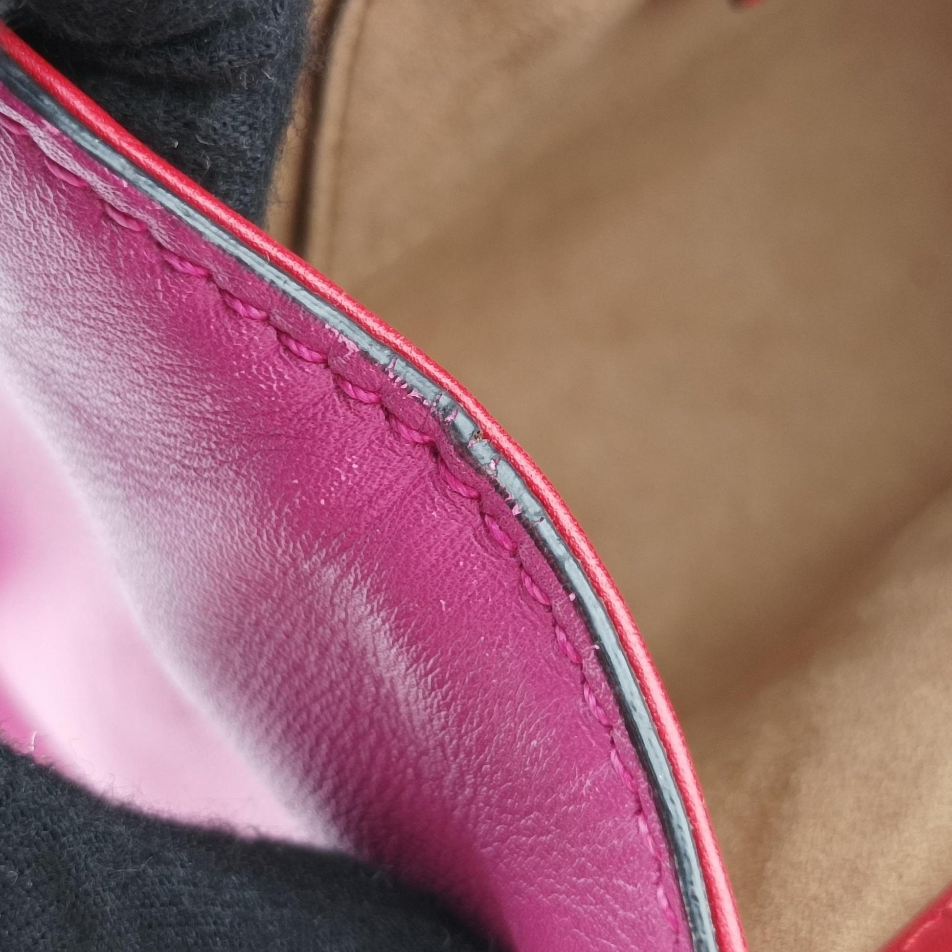 Padlock beige×red×pink PVC coated canvas×Leather 409487 F020695967パドロック ベージュ×レッド×ピンク PVCコーティングキャンバス×レザー 409487 F020695967