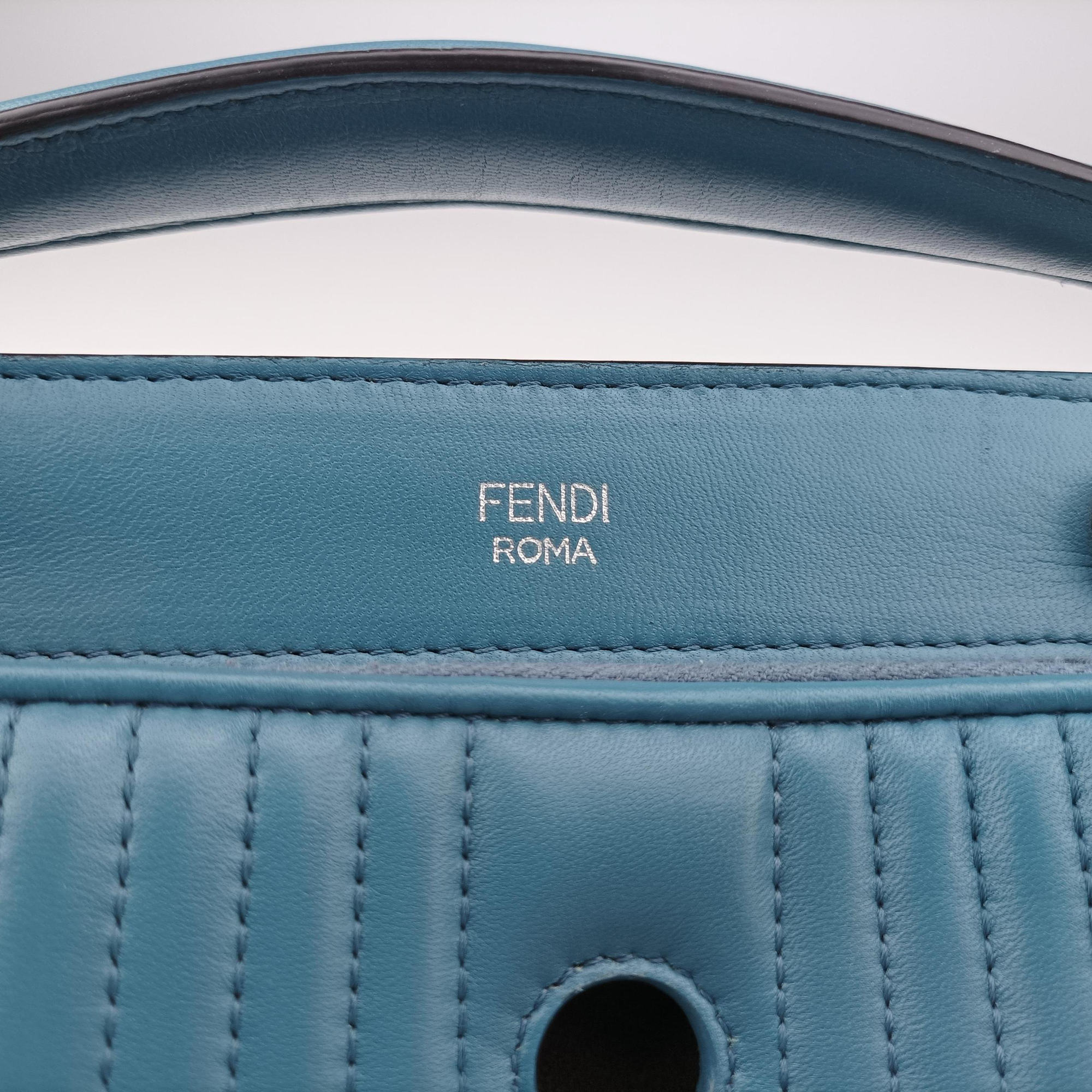 Dotcom Click Small Blue Leather 8BN299 8BN299-I8F-169-0501ドットコム クリック スモール ブルー レザー 8BN299 8BN299-I8F-169-0501